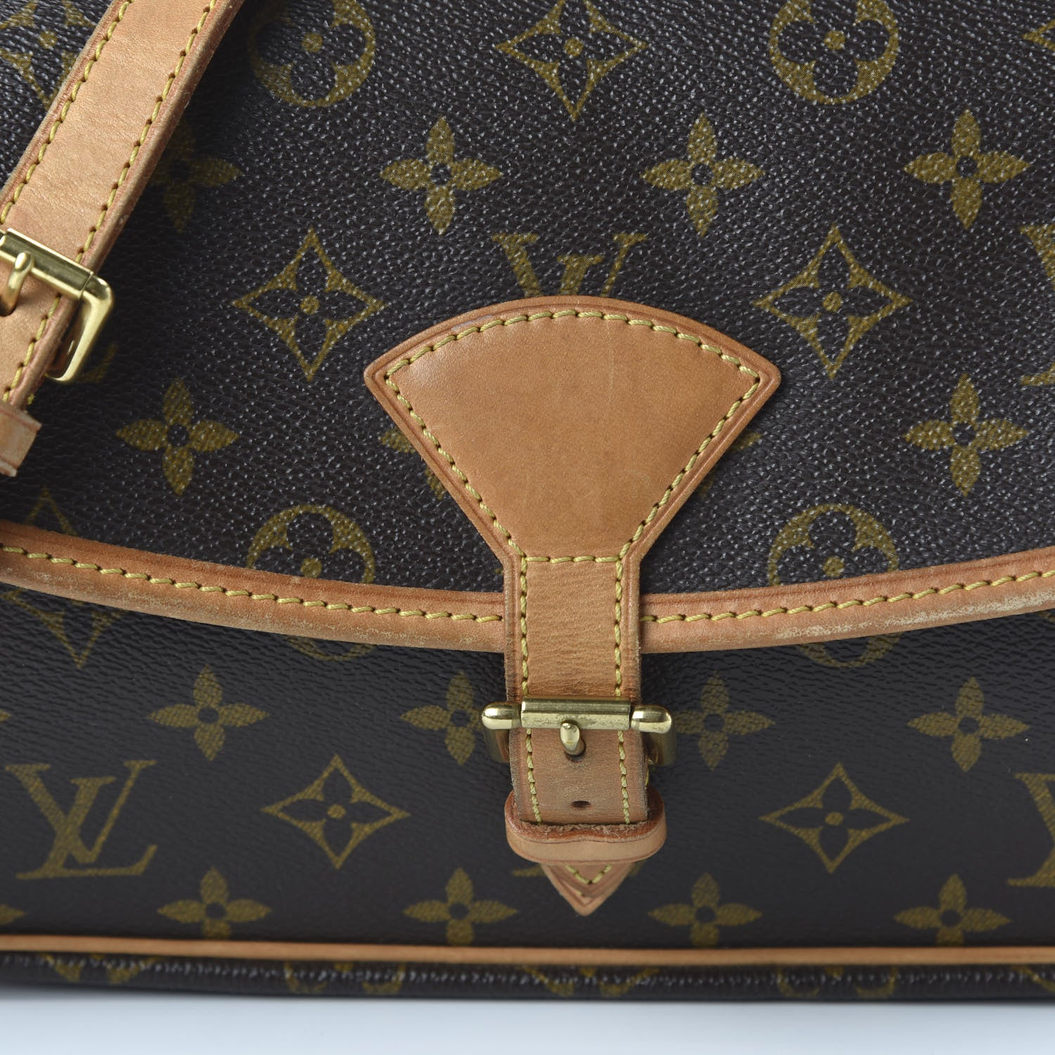 Louis Vuitton Monogram Sologne 8 of 9