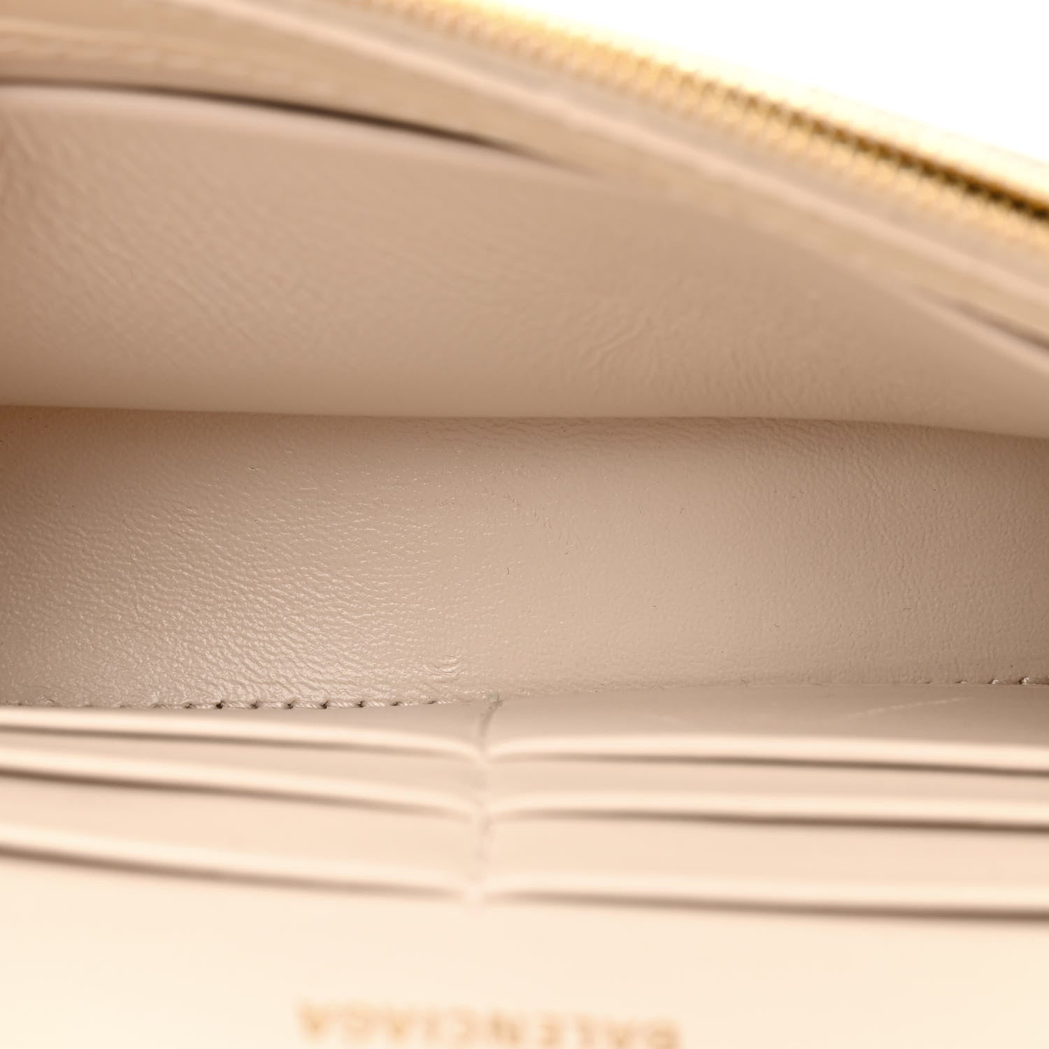 Balenciaga Shiny Calfskin Crocodile Embossed Hourglass Chain Bag Cream 5 of 13