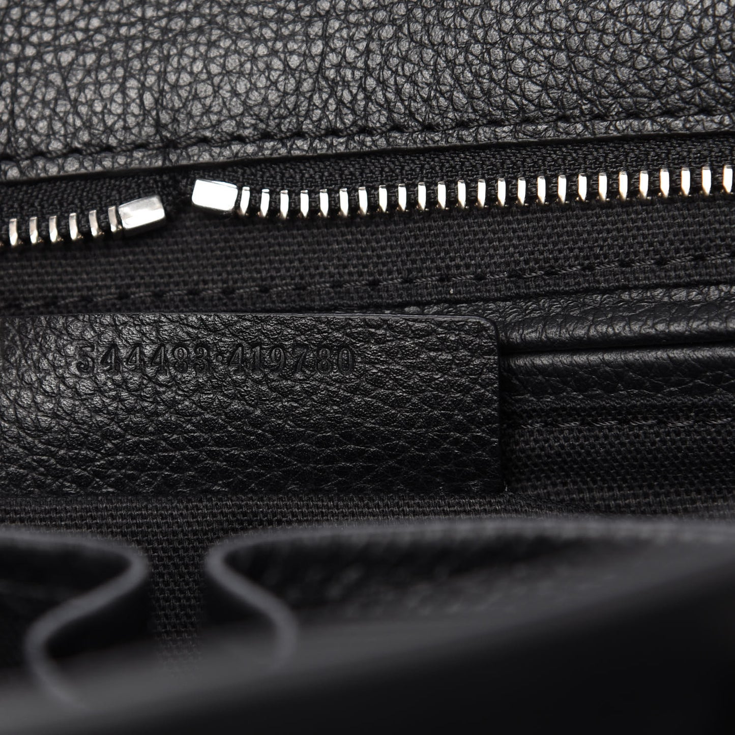 Pebbled Calfskin Small Skull Padlock Zip Around Tote Black