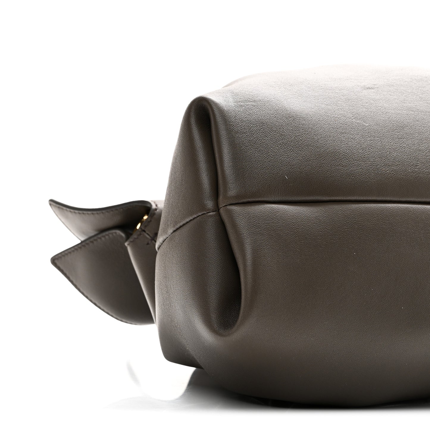 Nappa Medium Soft Bag Cement