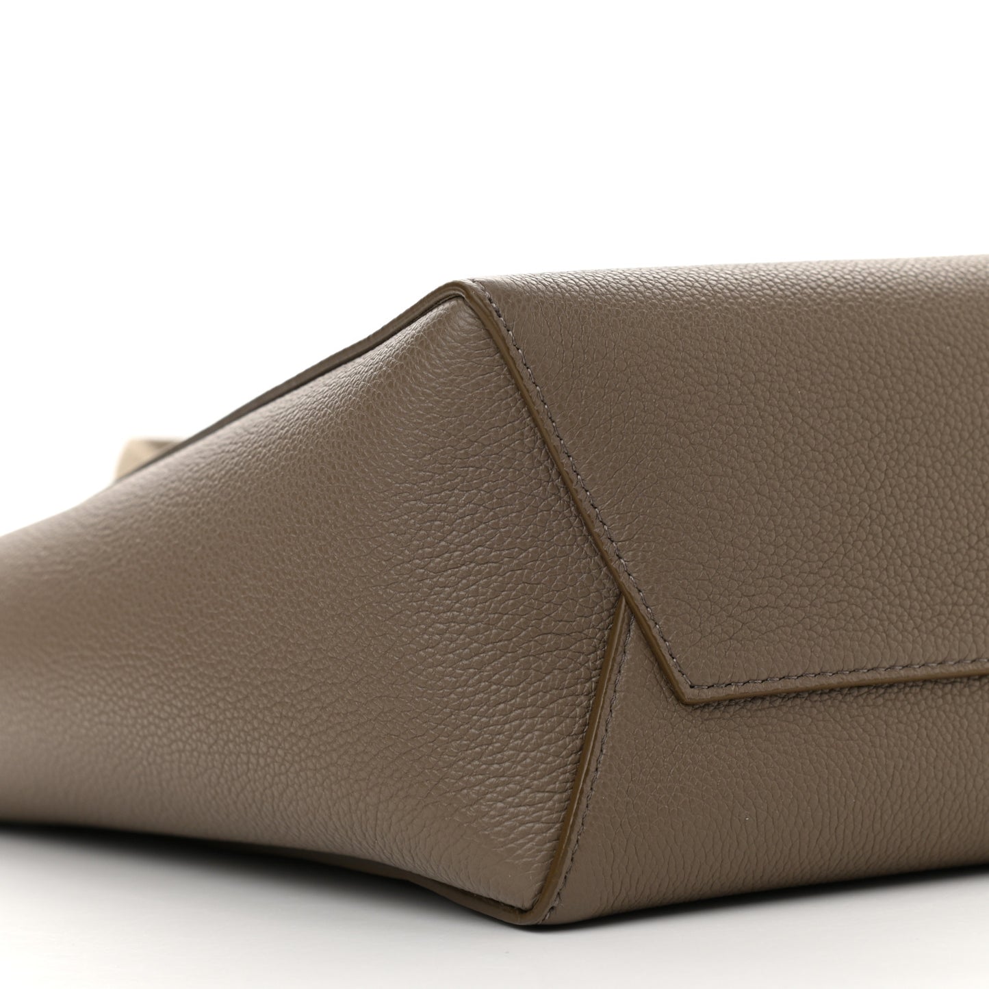 Soft Grained Calfskin Small Sangle Bucket Bag Taupe