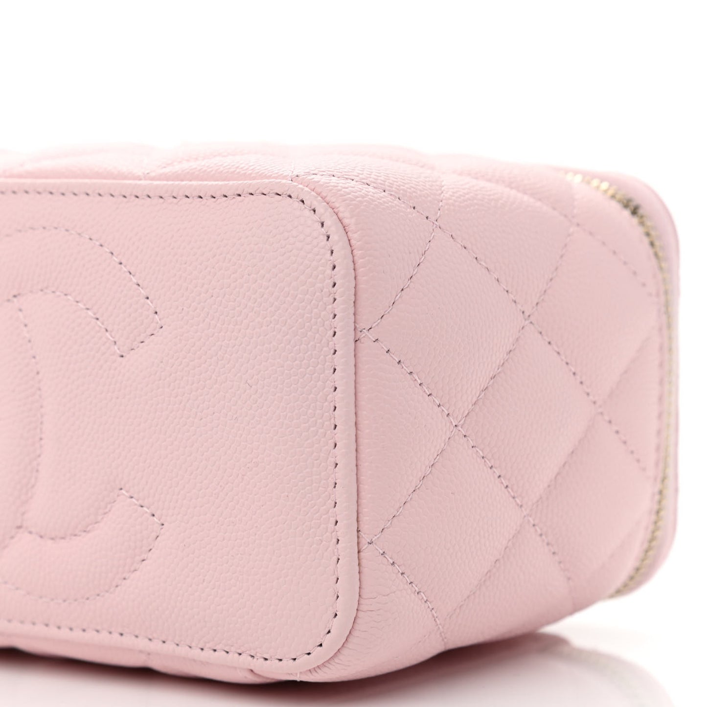 Caviar Quilted Small Vanity Case With Chain Light Pink