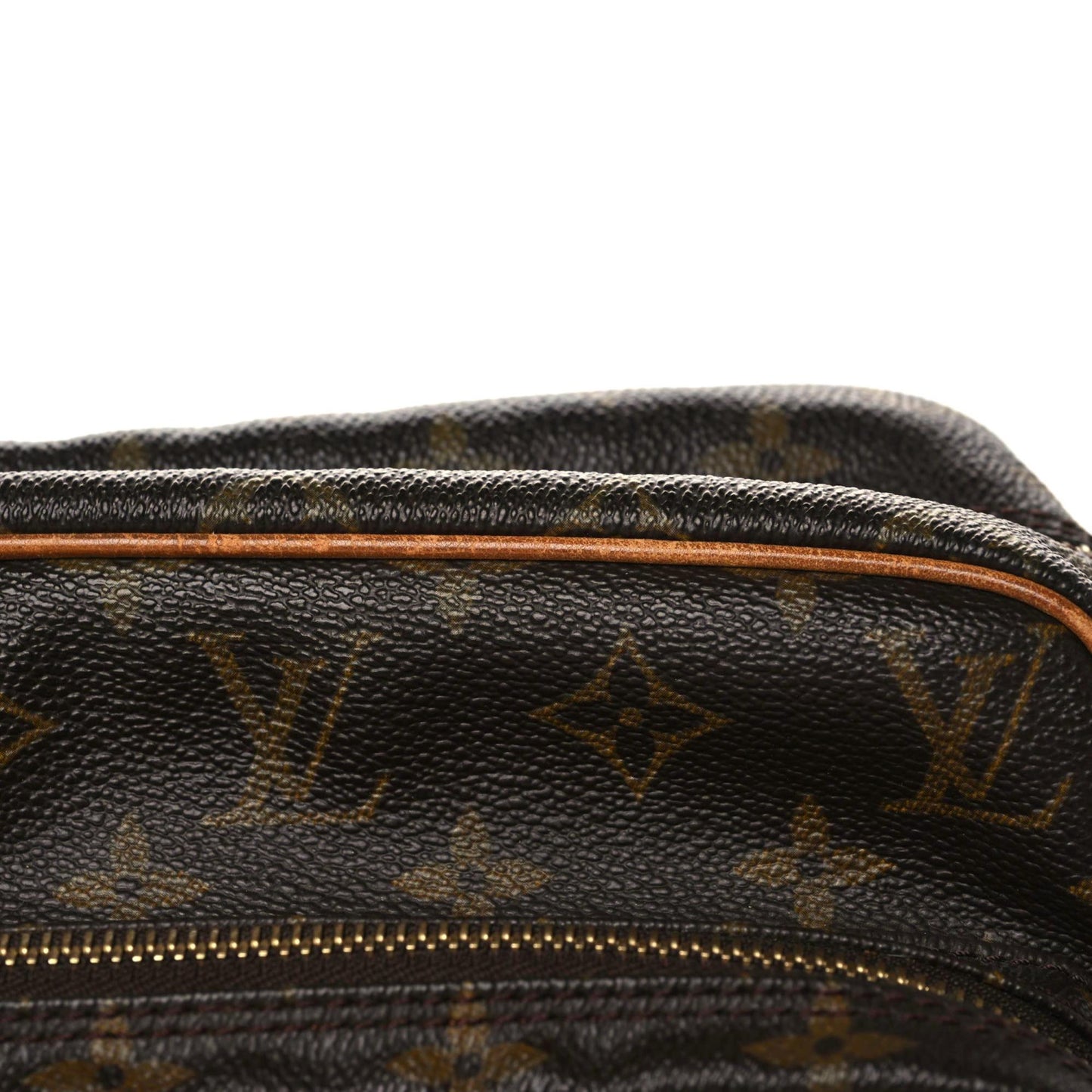 Monogram Nil 28