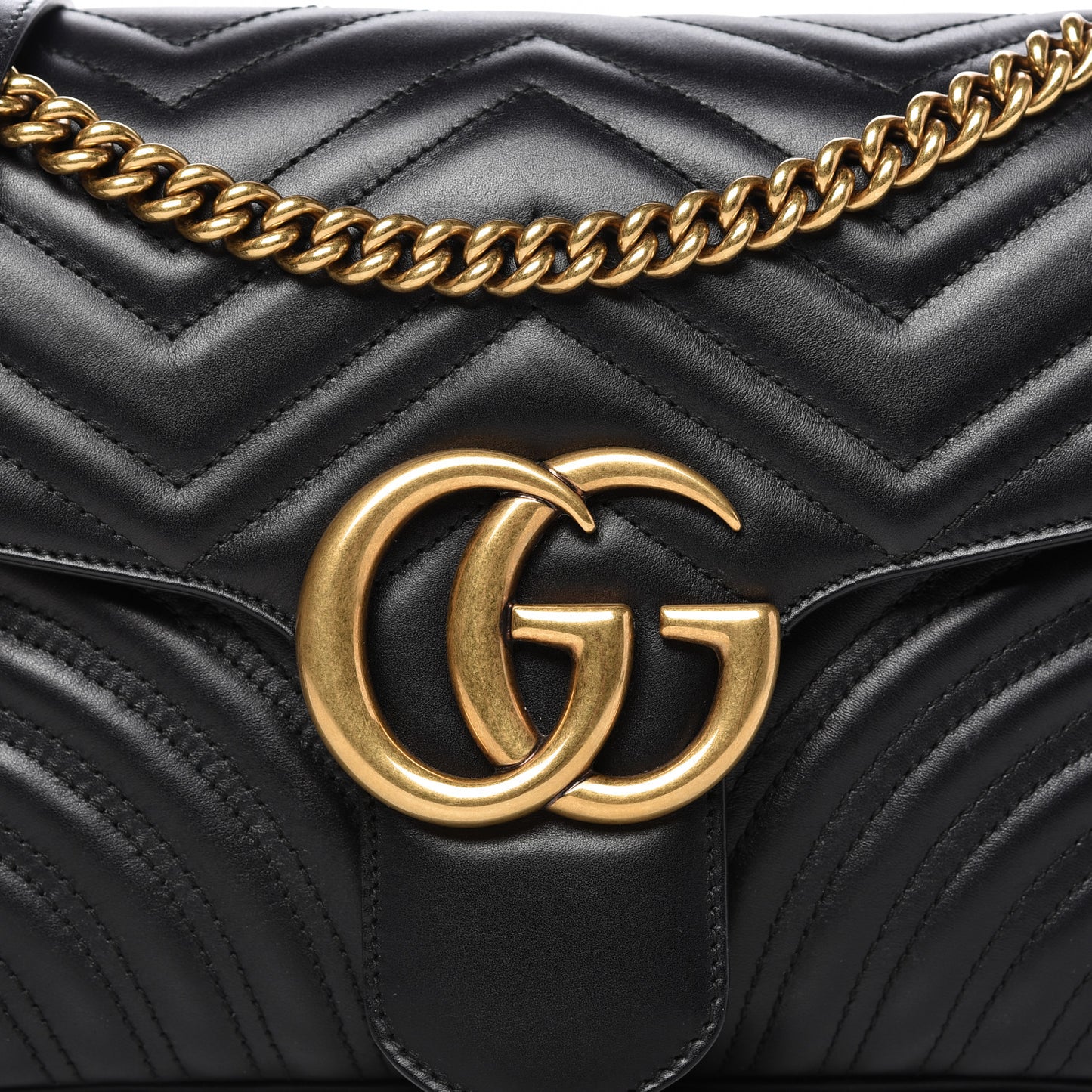 Calfskin Matelasse Medium GG Marmont Shoulder Bag Black