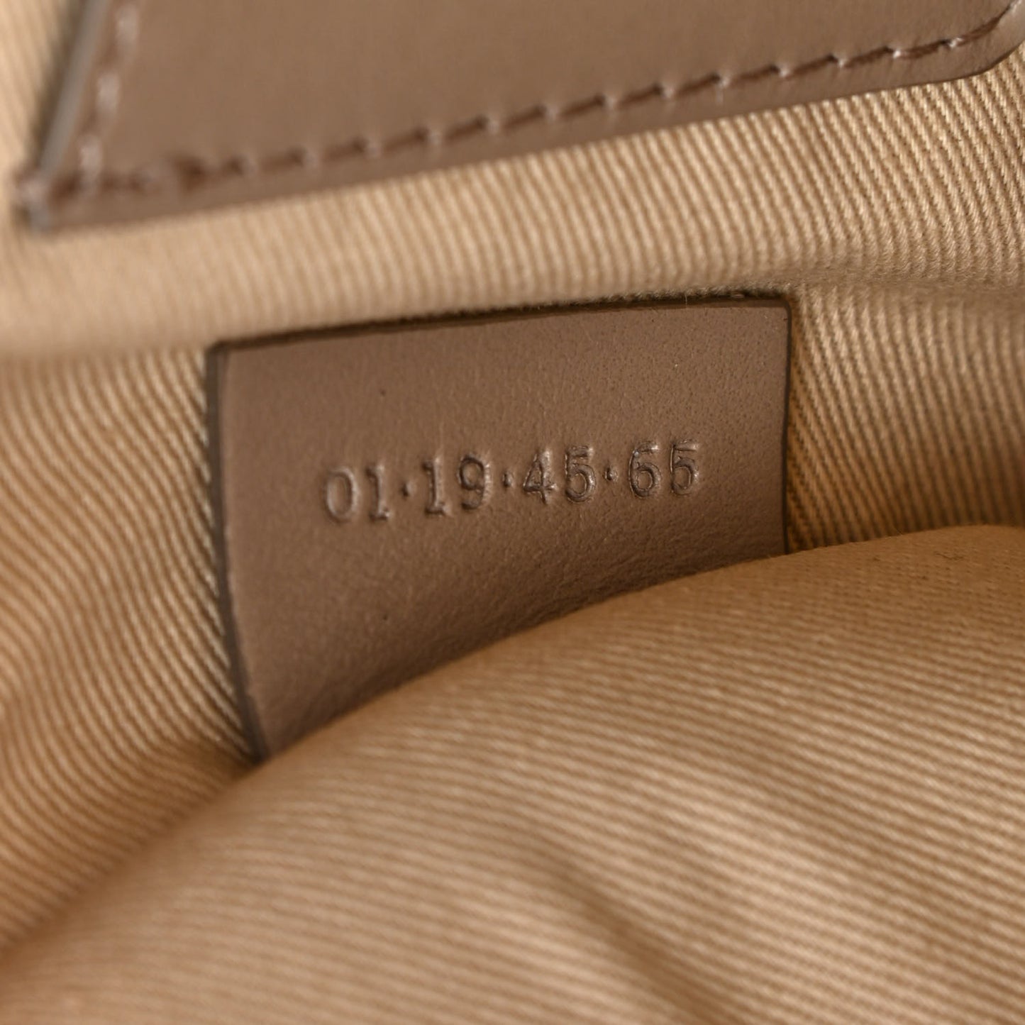 Calfskin Suede C Clutch With Chain Motty Grey