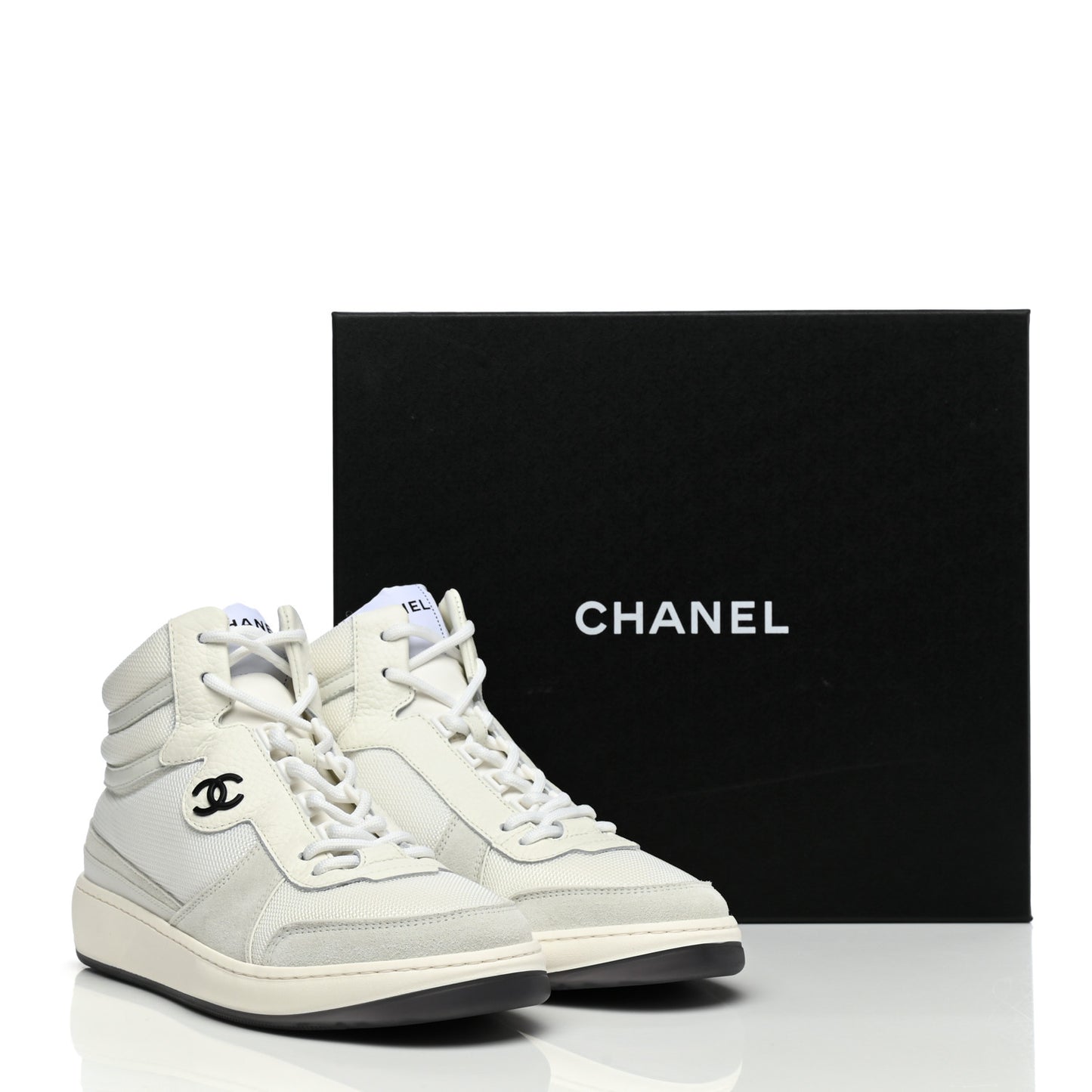 Suede Fabric Grained Calfskin Womens CC High Top Sneakers 40 White