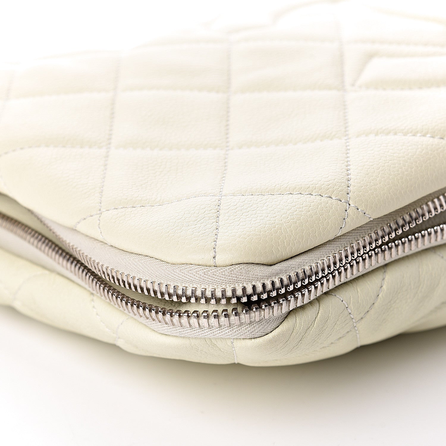 Chanel Caviar Quilted Expandable Zip Shoulder Bag White 9 of 15