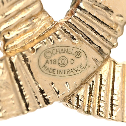 Chanel CC Owl Brooch Gold Black 3 of 4