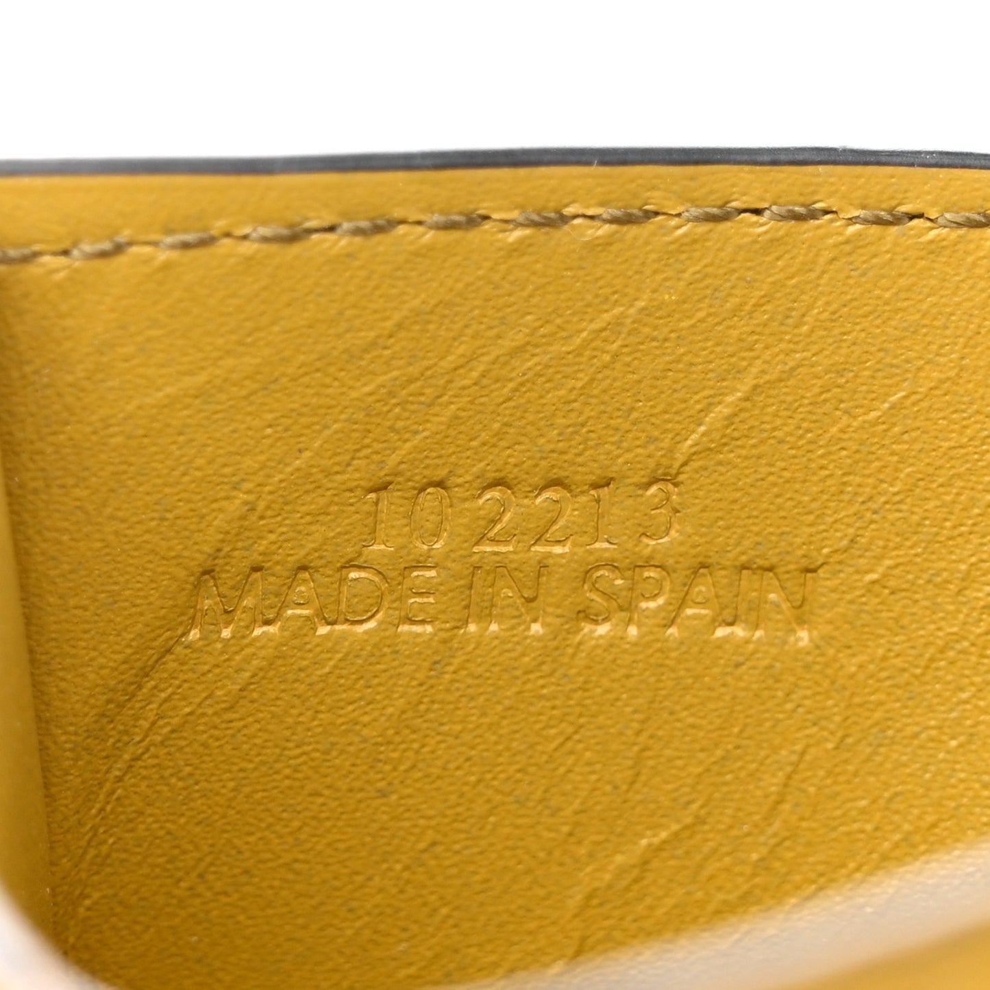 Grained Calfskin Signature Plain Card Holder