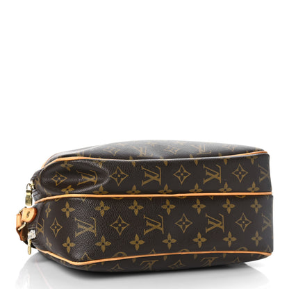 Louis Vuitton Monogram Reporter PM 4 of 15