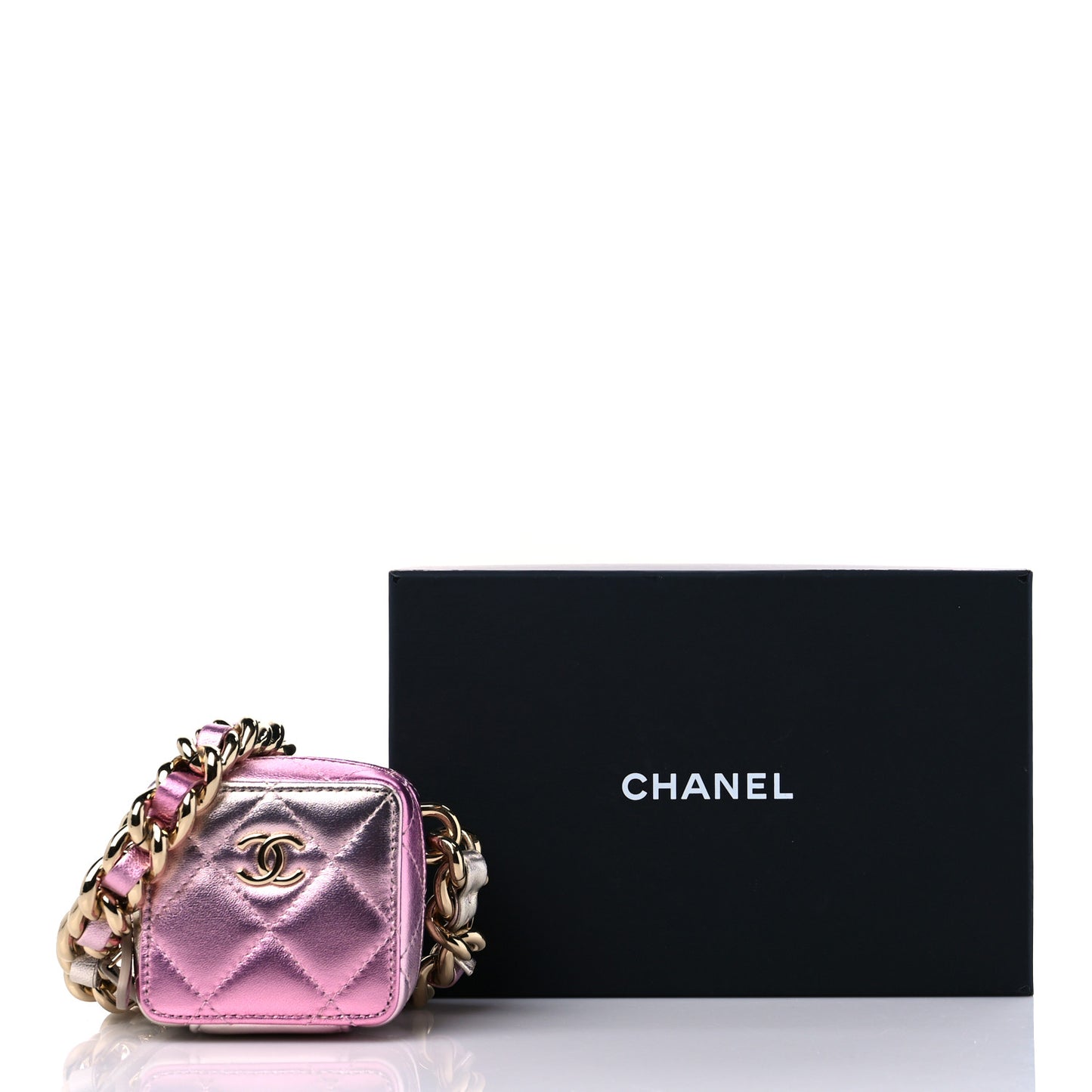 Gradient Metallic Lambskin Quilted Like A Wallet Clutch With Chain Gold Pink