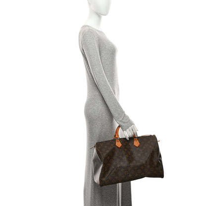 Louis Vuitton Monogram Speedy 40 2 of 10