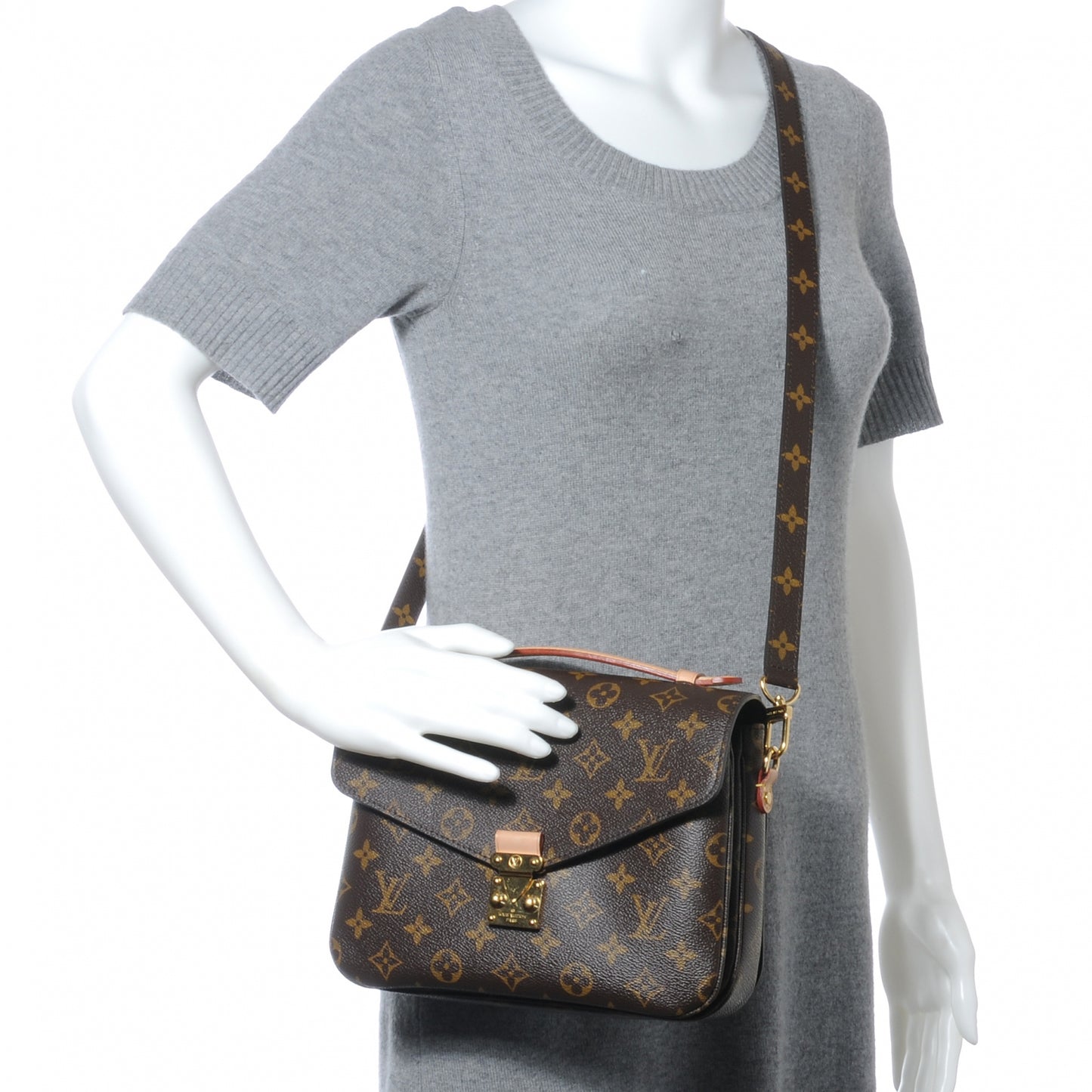Monogram Pochette Metis