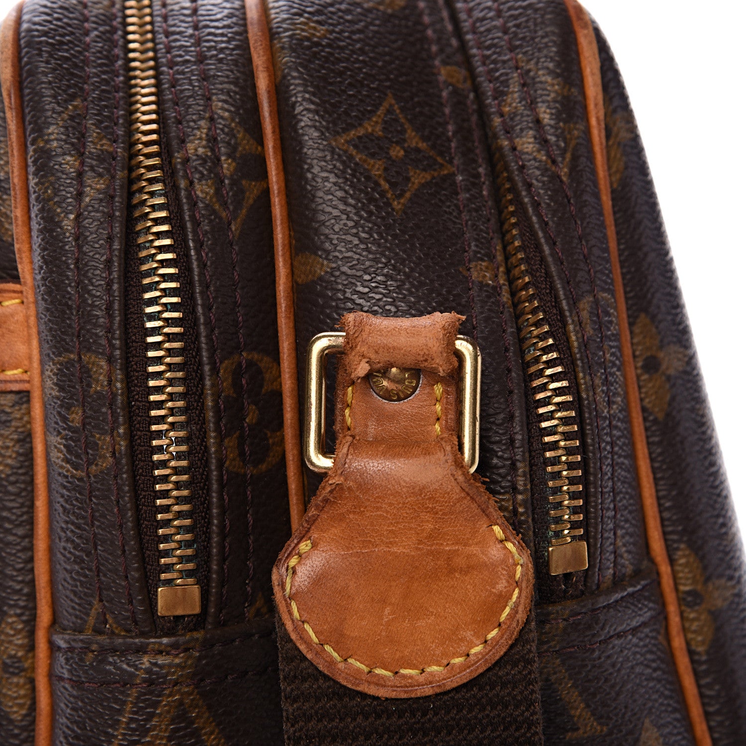 Louis Vuitton Monogram Reporter PM 19 of 22