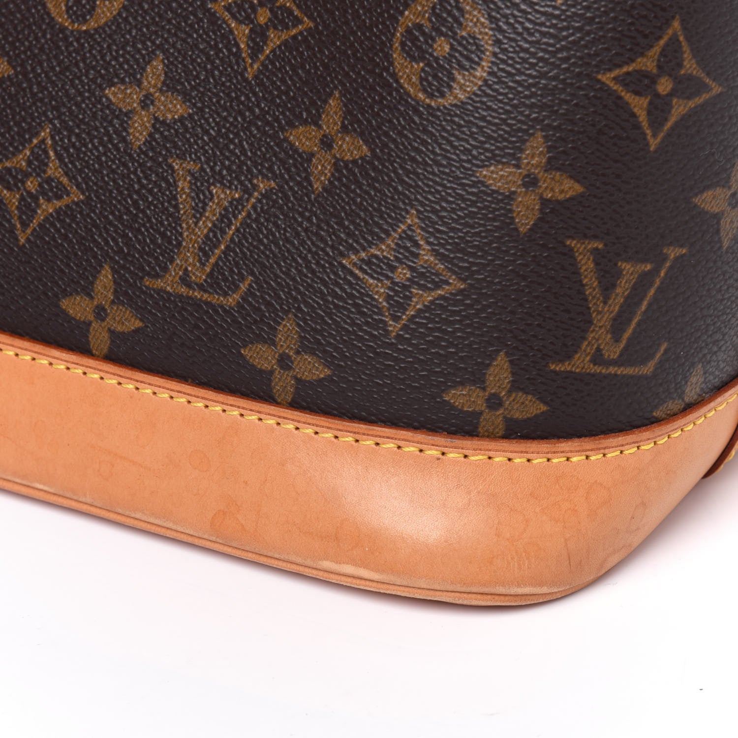 Louis Vuitton Monogram Alma PM 14 of 21