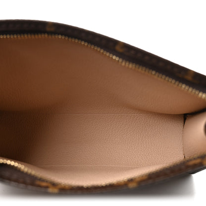 Louis Vuitton Monogram Toiletry Pouch 19 5 of 7