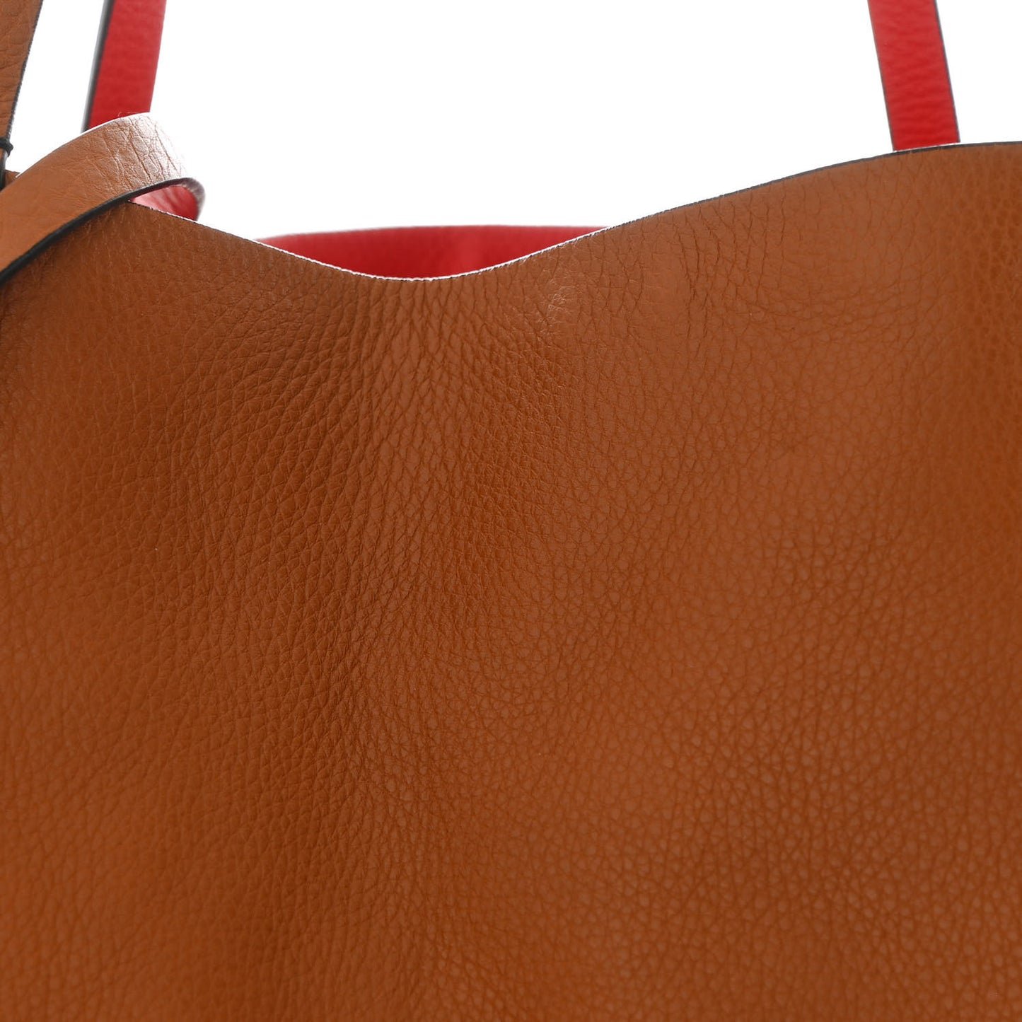 Pebbled Calfskin Medium Rockstud Reversible Tote Light Cuir Rosso Valentino