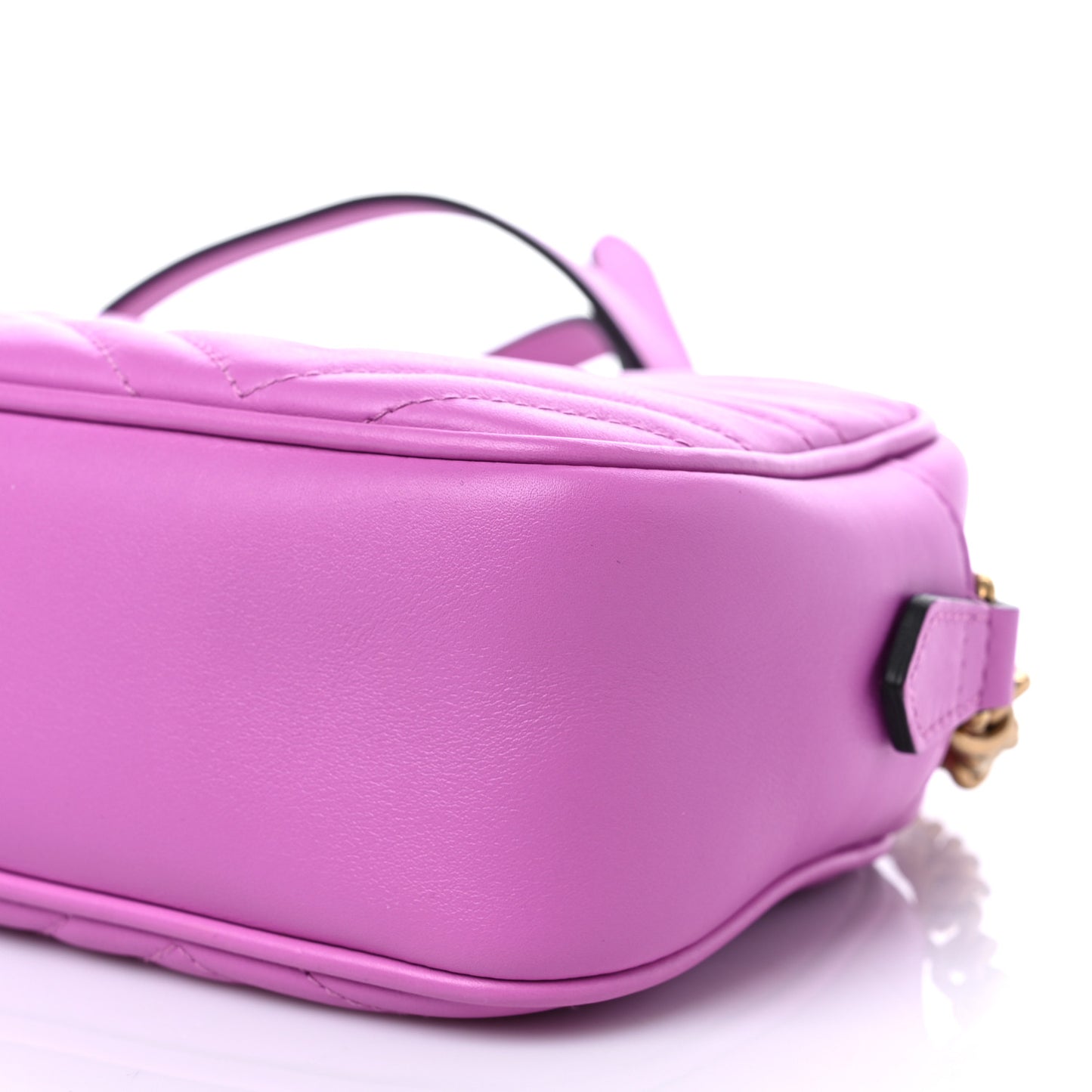 Calfskin Matelasse Small GG Marmont Chain Shoulder Bag Candy Mousse