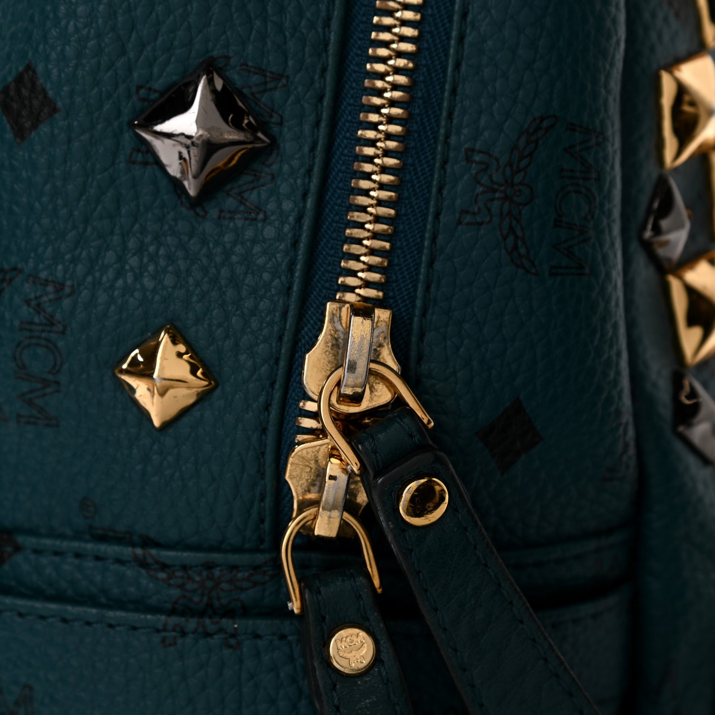 Visetos Studded Medium Stark M Backpack Blue