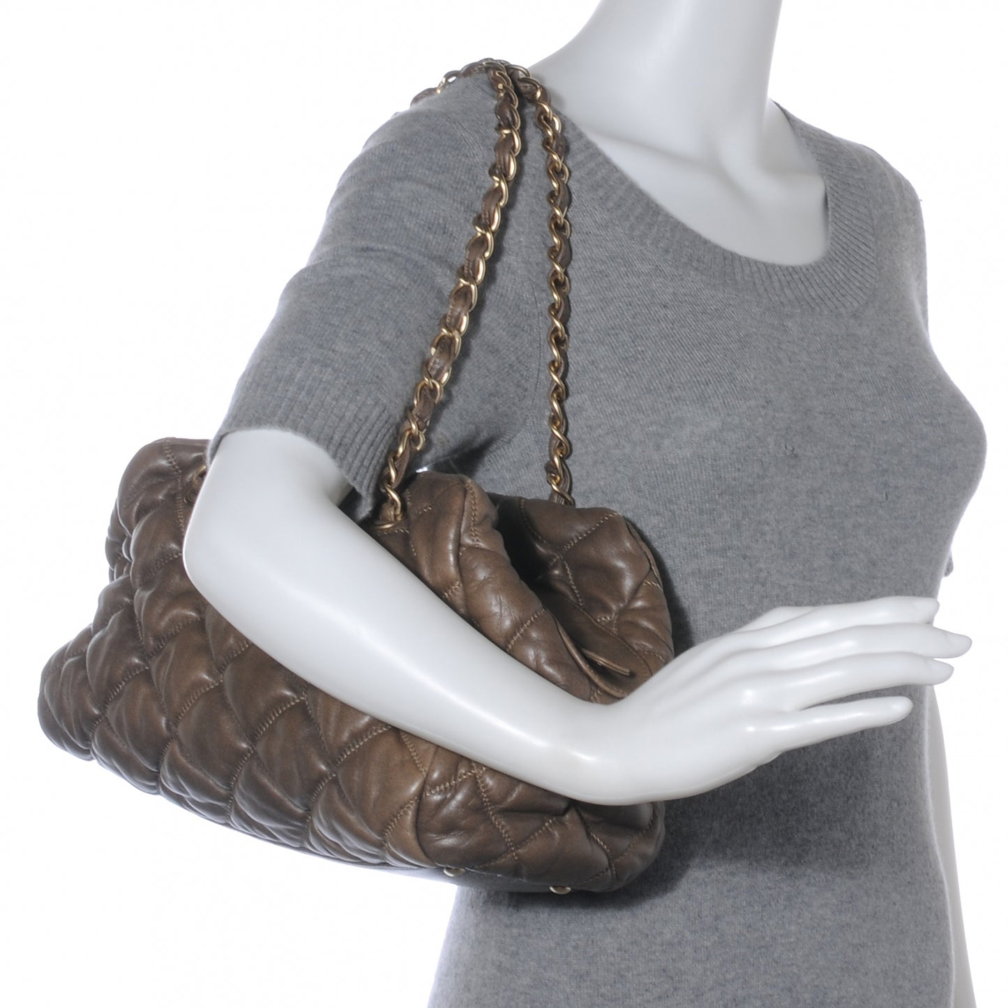 Lambskin Bubble Quilt Bowler Dark Beige