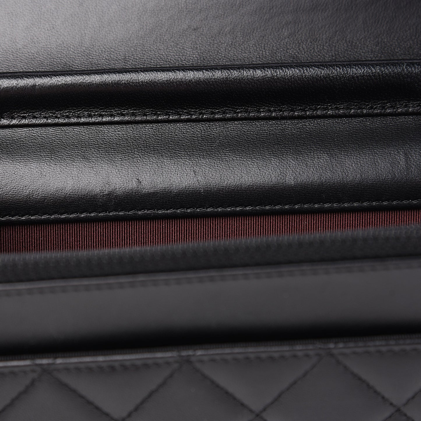 Lambskin Quilted Wallet On Chain WOC Black