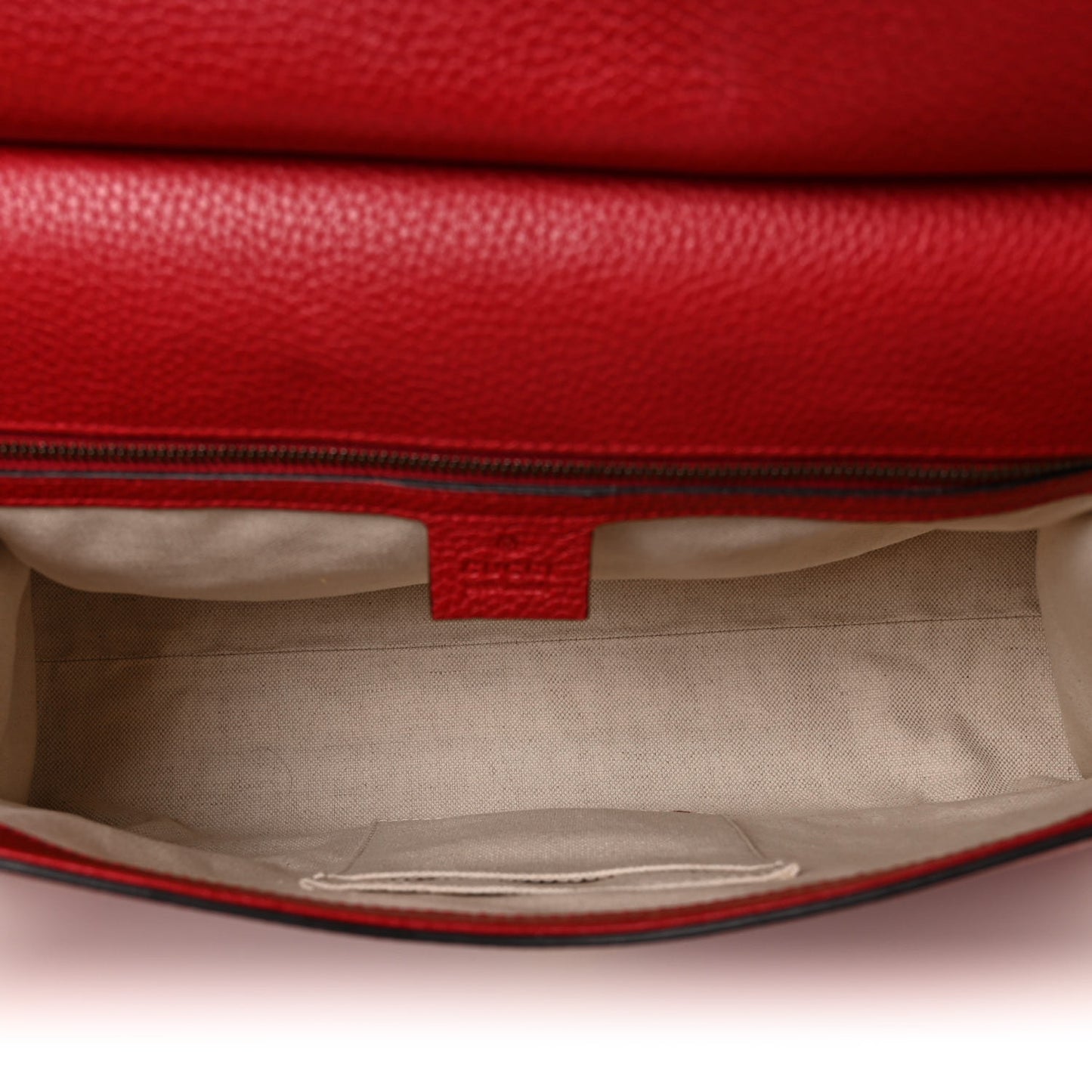 Calfskin Medium GG Marmont Top Handle Bag Vulcanic Red