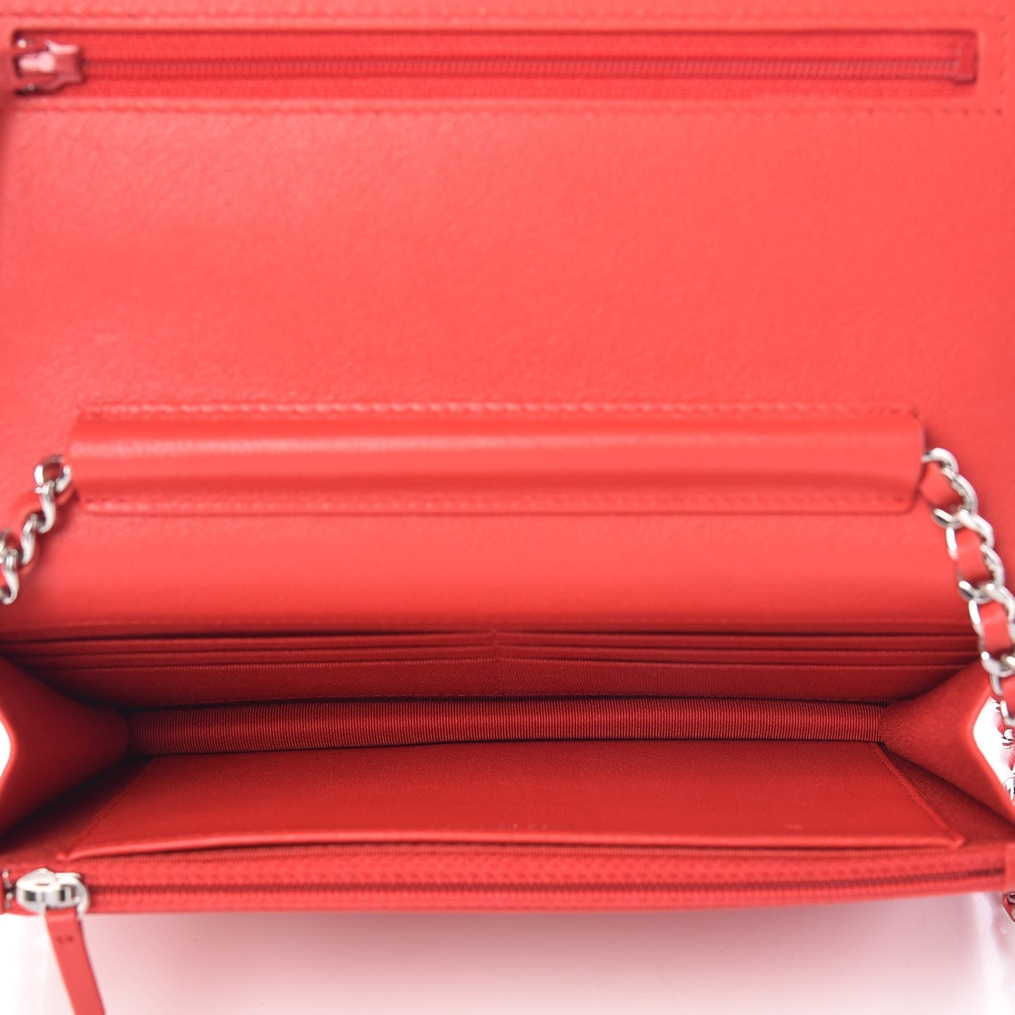 Grained Calfskin Quilted CC Box Wallet On Chain WOC Red