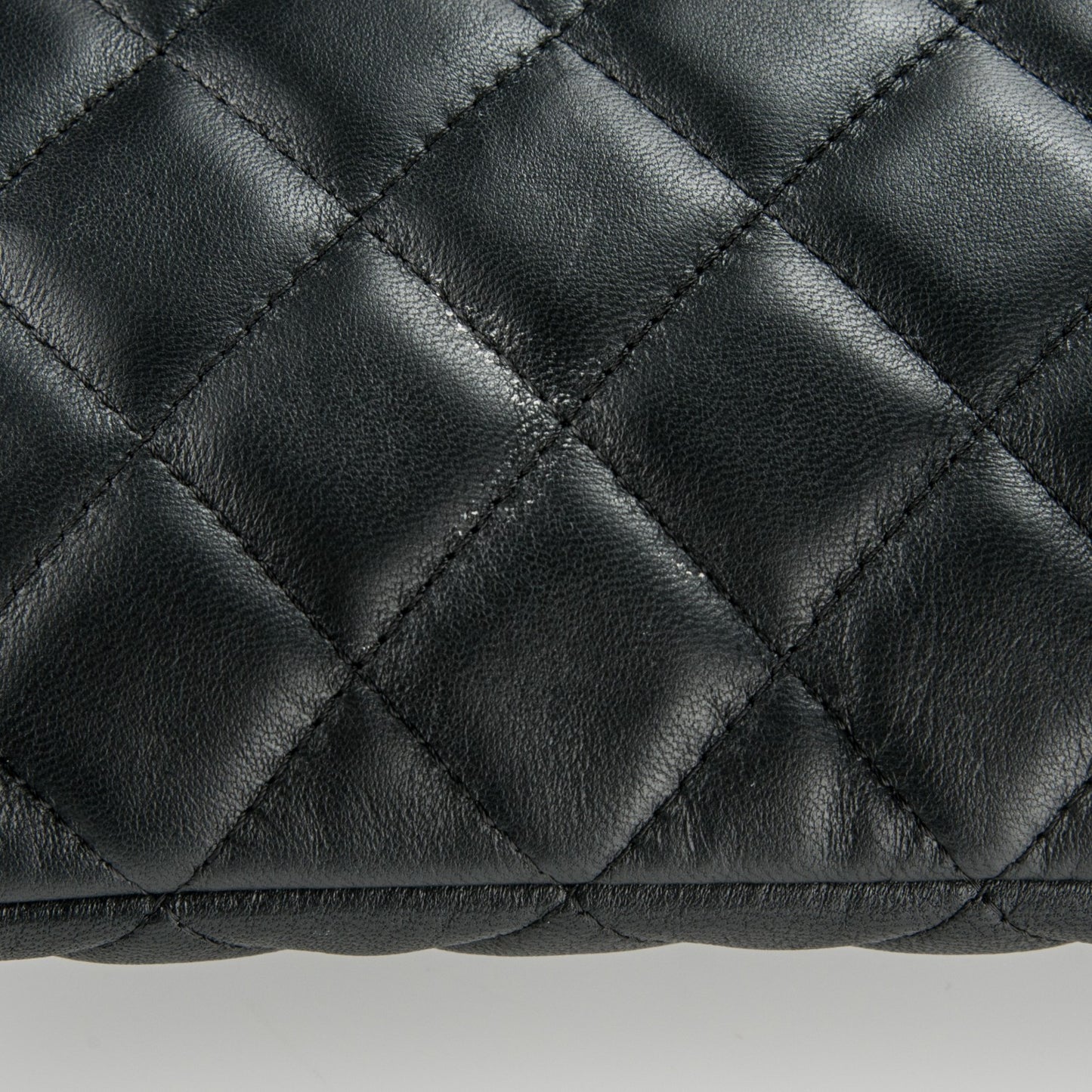 Lambskin Quilted Medium Casino Beauty CC Cosmetic Case Black