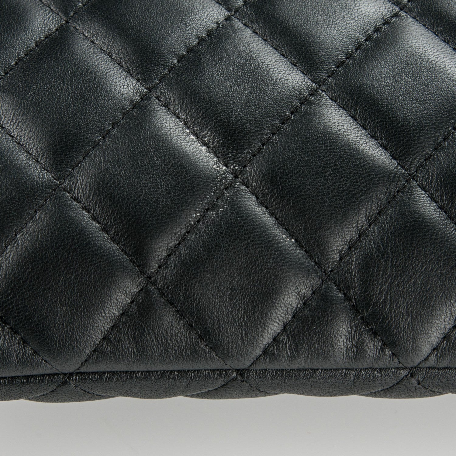 Chanel Lambskin Quilted Medium Casino Beauty CC Cosmetic Case Black 7 of 8