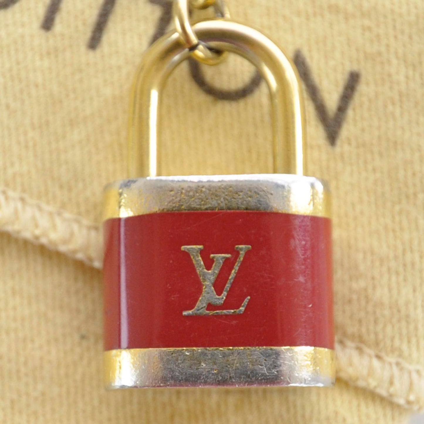 PTE Cles Cadenas Key Holder Red