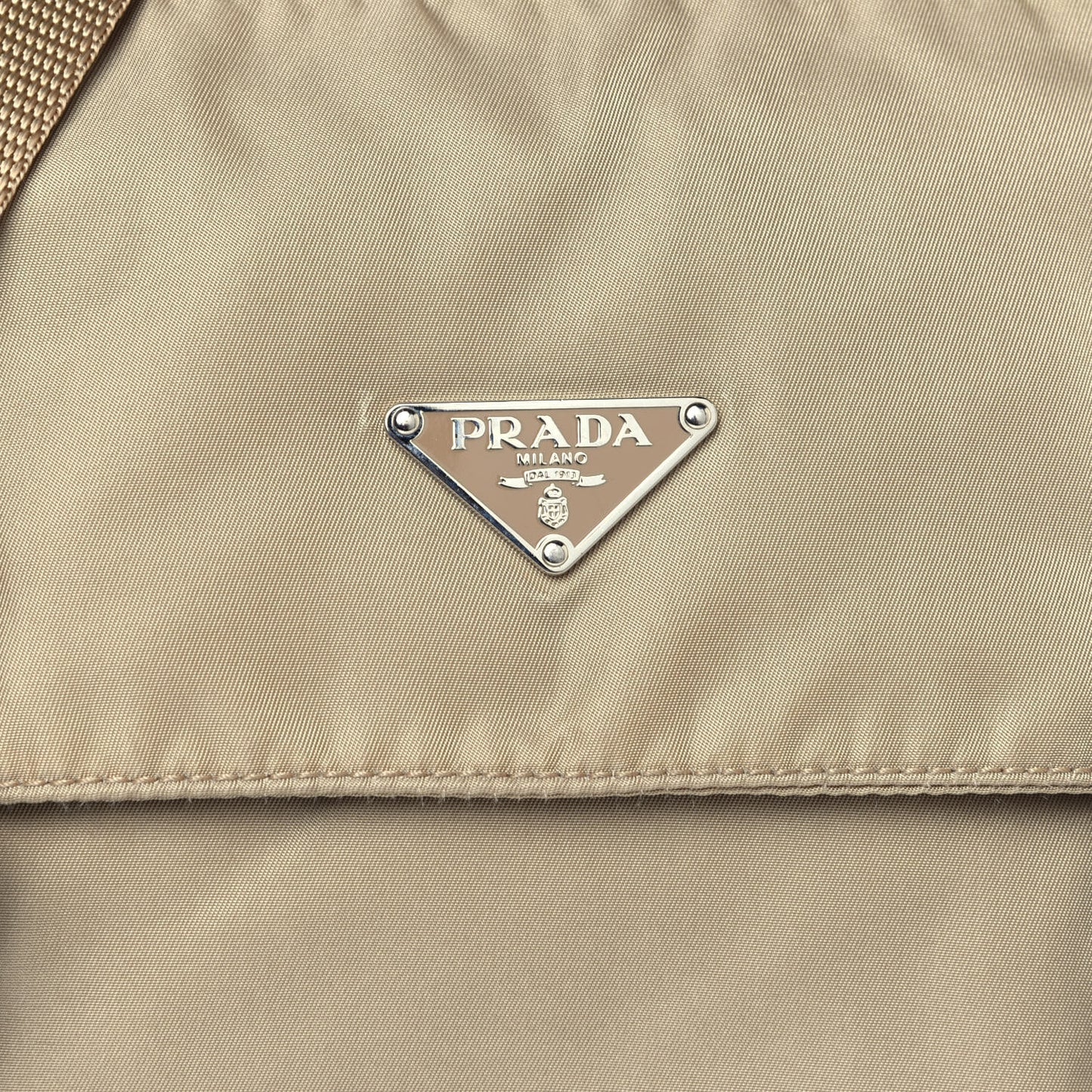 Nylon Vela Sport Messenger Bag Cammello