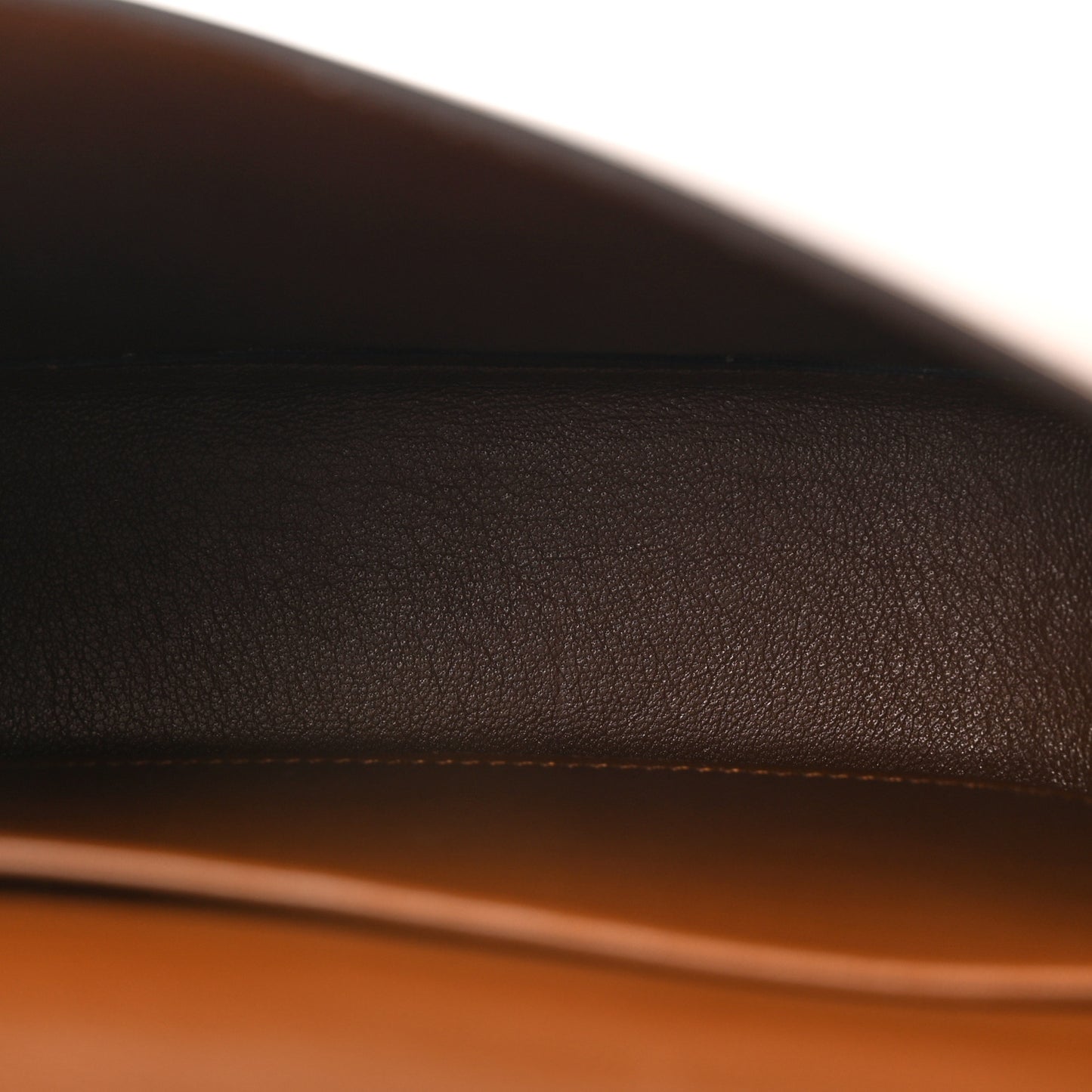 Supersoft Calfskin Small Trotteur Caramel