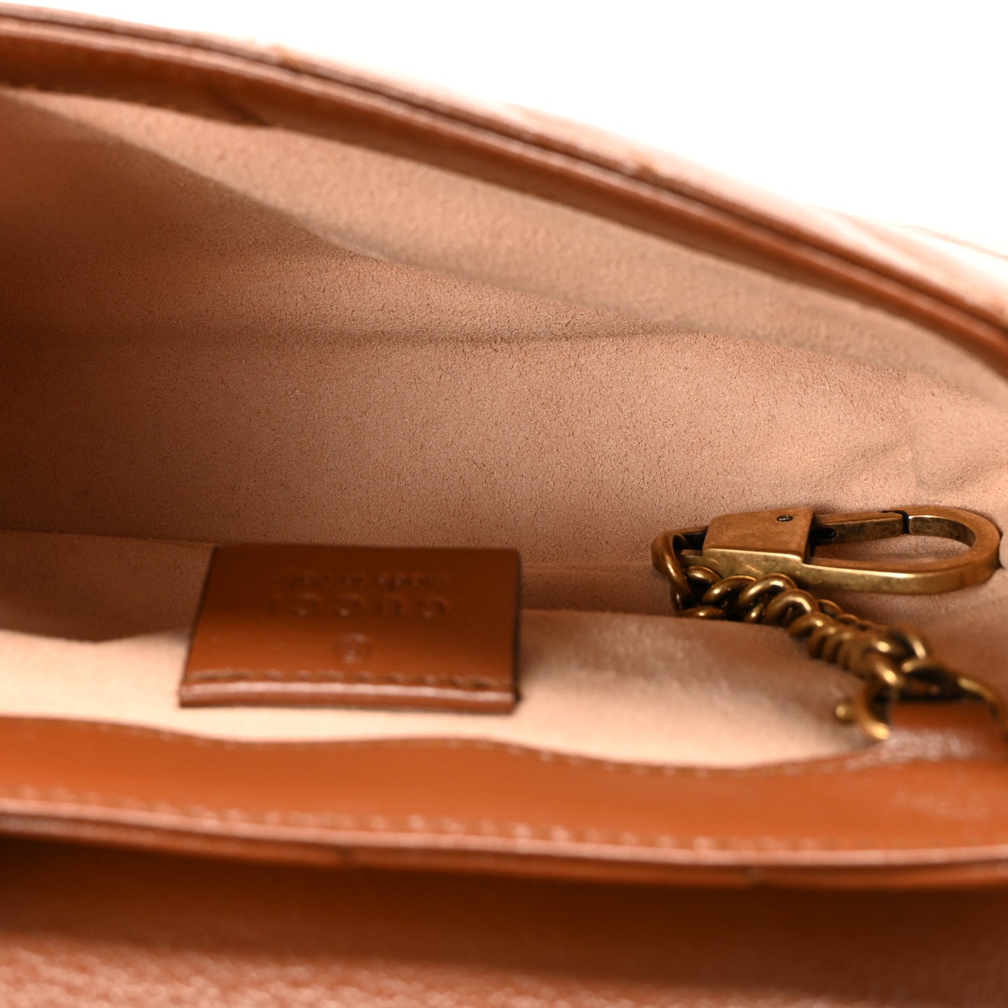 Azalea Calfskin Matelasse Diagonal Super Mini GG Marmont Shoulder Bag Cuir