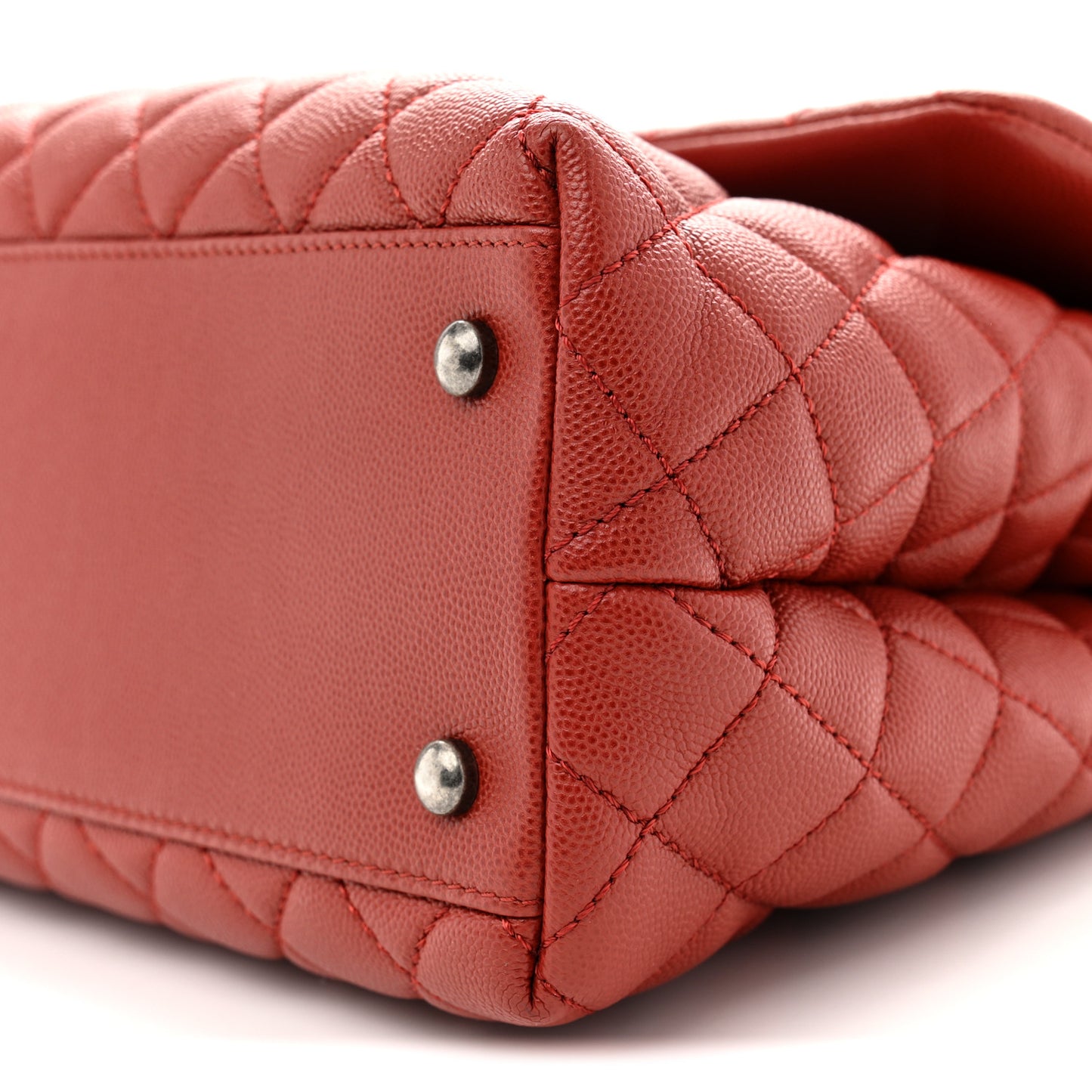 Caviar Quilted Medium Coco Handle Flap Dark Red