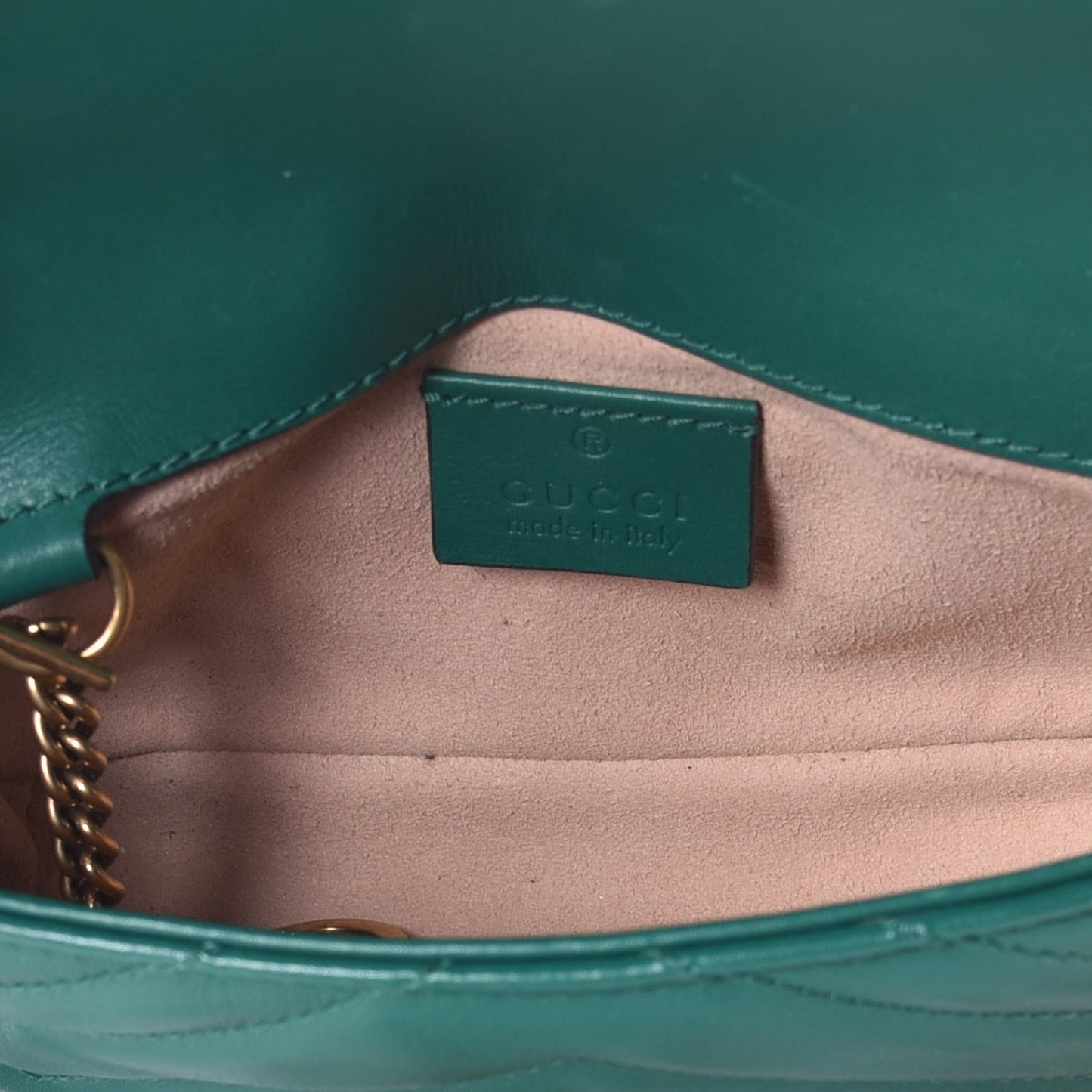Calfskin Matelasse Super Mini GG Marmont Shoulder Bag Emerald Green