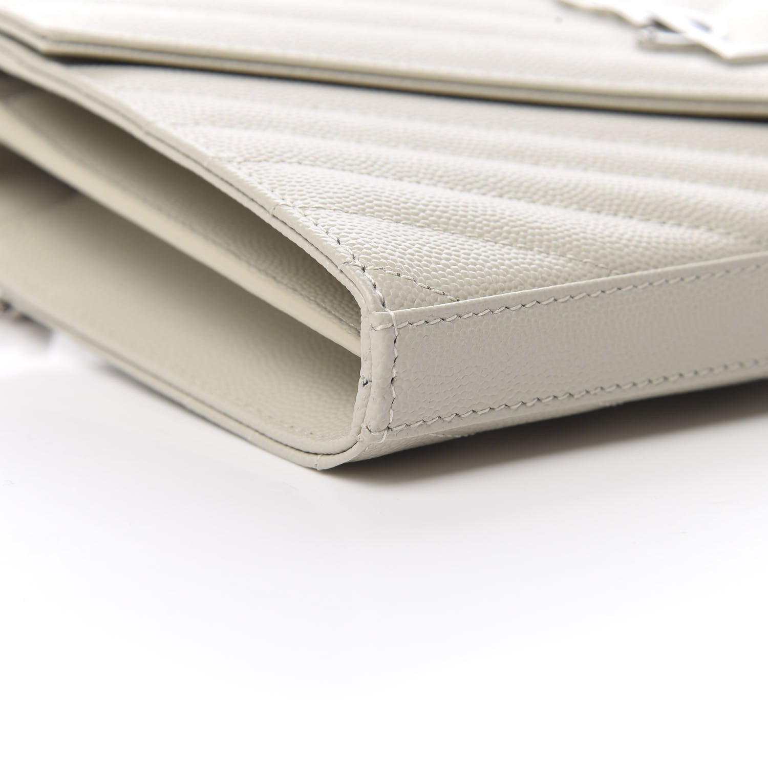 Saint Laurent Grain De Poudre Matelasse Chevron Monogram Chain Wallet Icy White 9 of 11