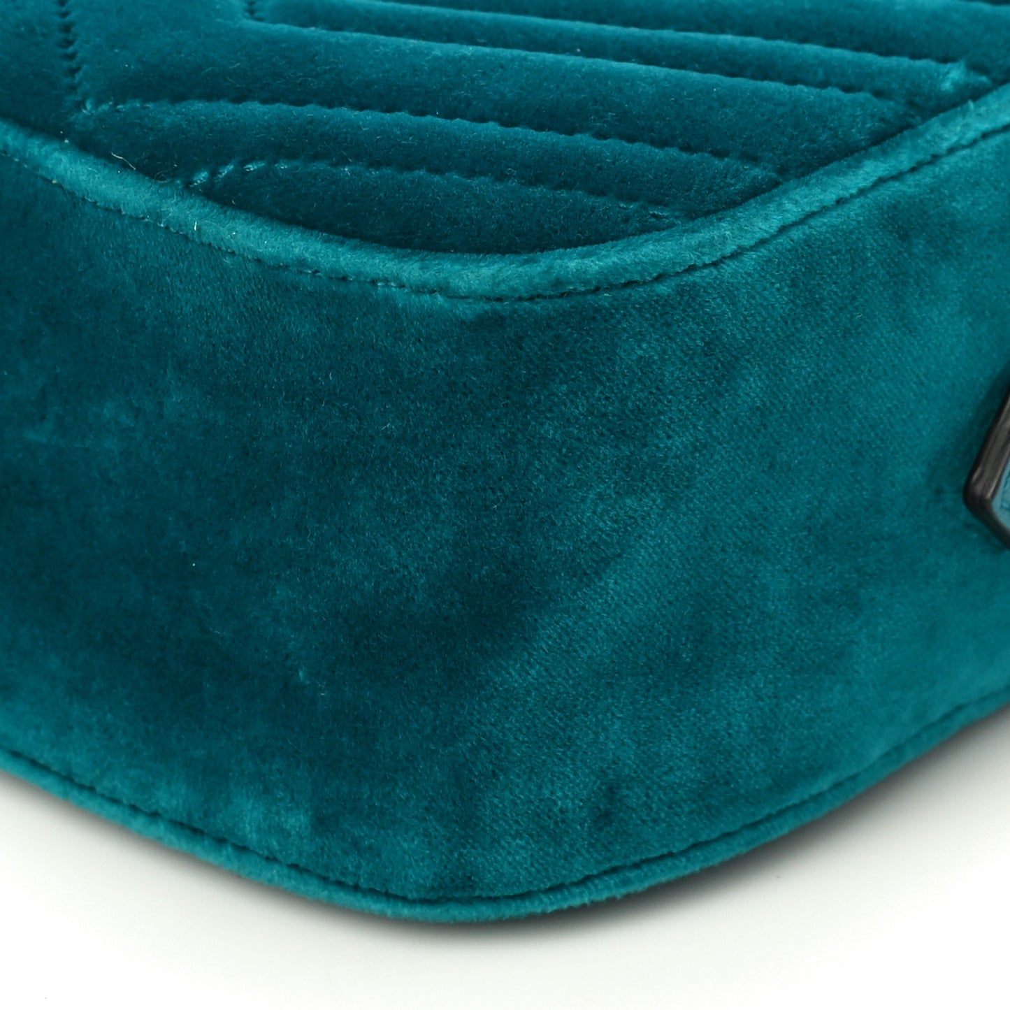 Velvet Matelasse Small GG Marmont Chain Shoulder Bag Pavone Cyan