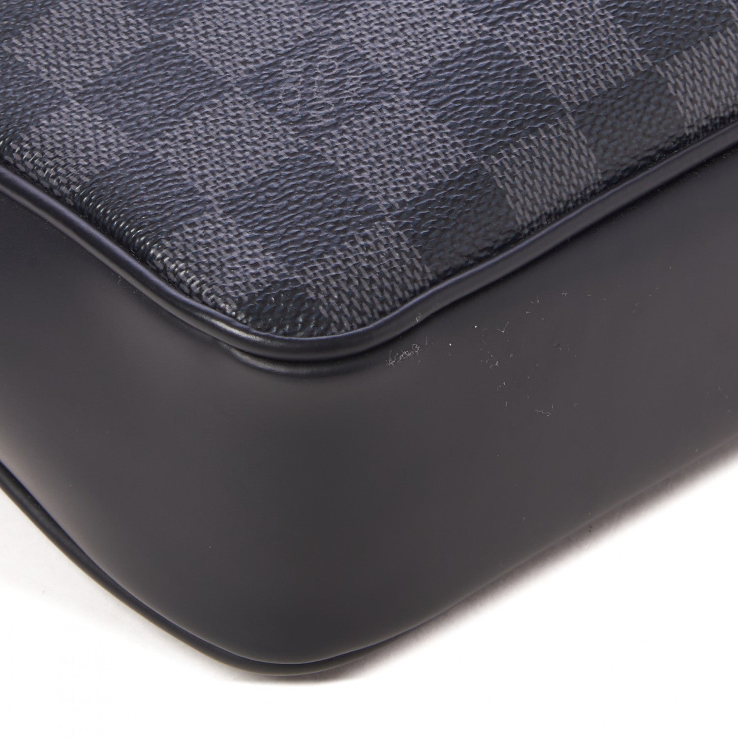Louis Vuitton Damier Graphite Kasai Clutch 5 of 7