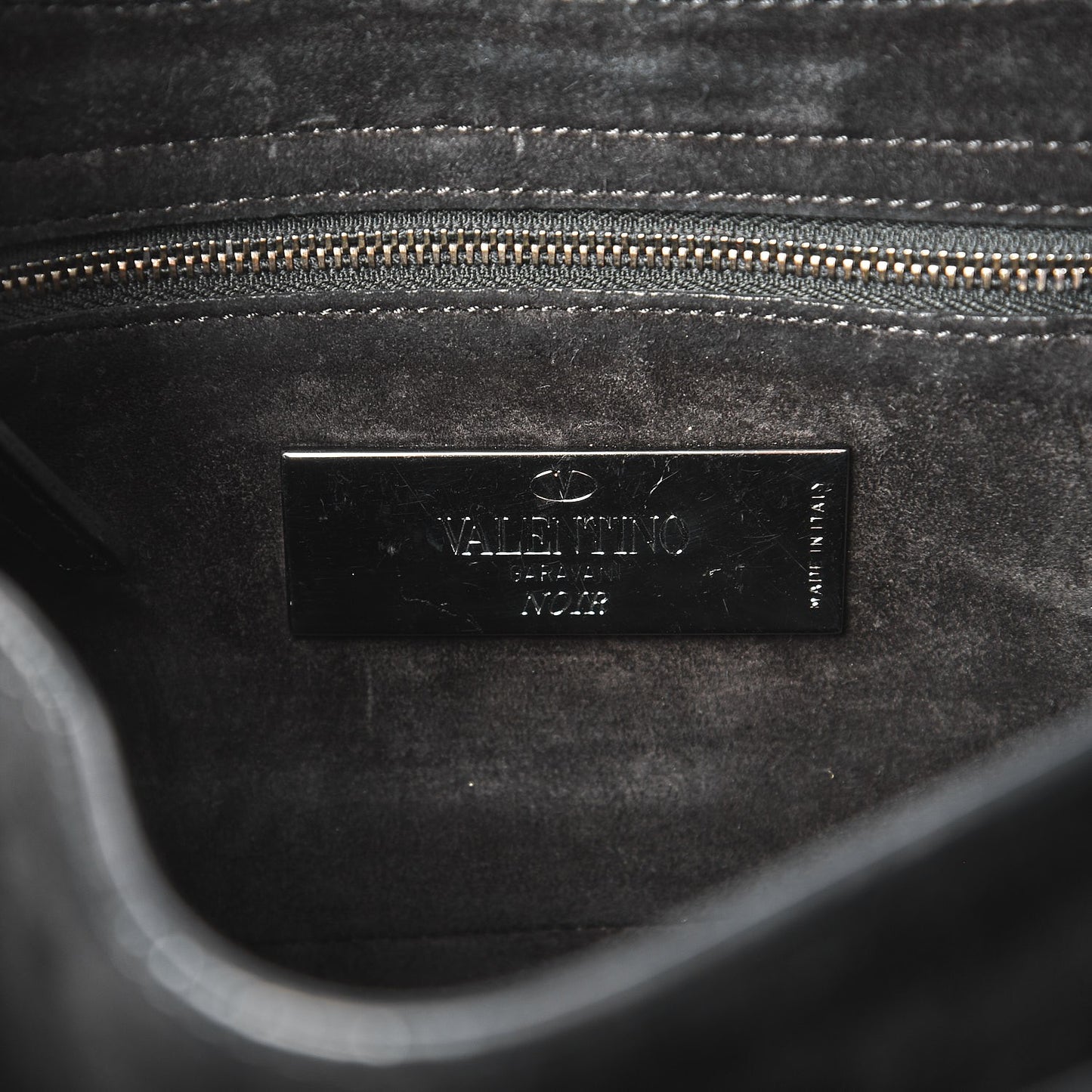 Craquele Calfskin Medium Guitar Strap Rockstud Rolling Flap Saddle Bag Black
