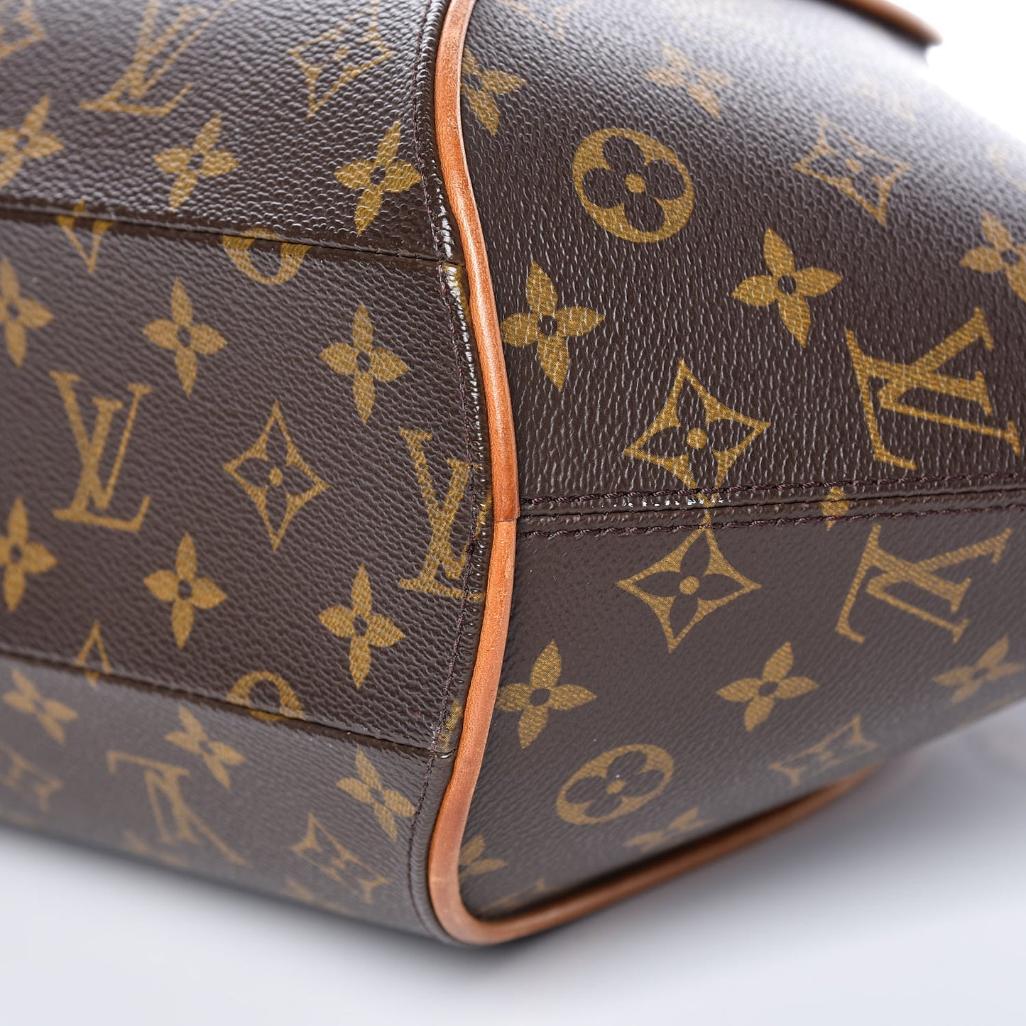 Monogram Ellipse MM