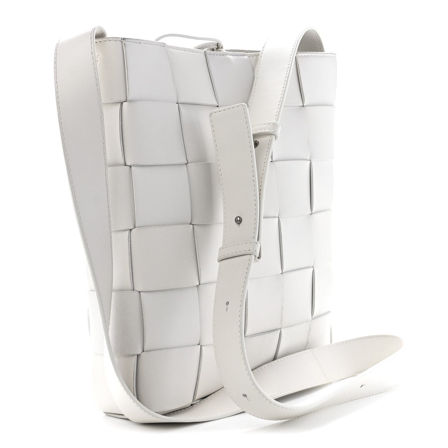 Lambskin Maxi Intrecciato Cassette Messenger Chalk