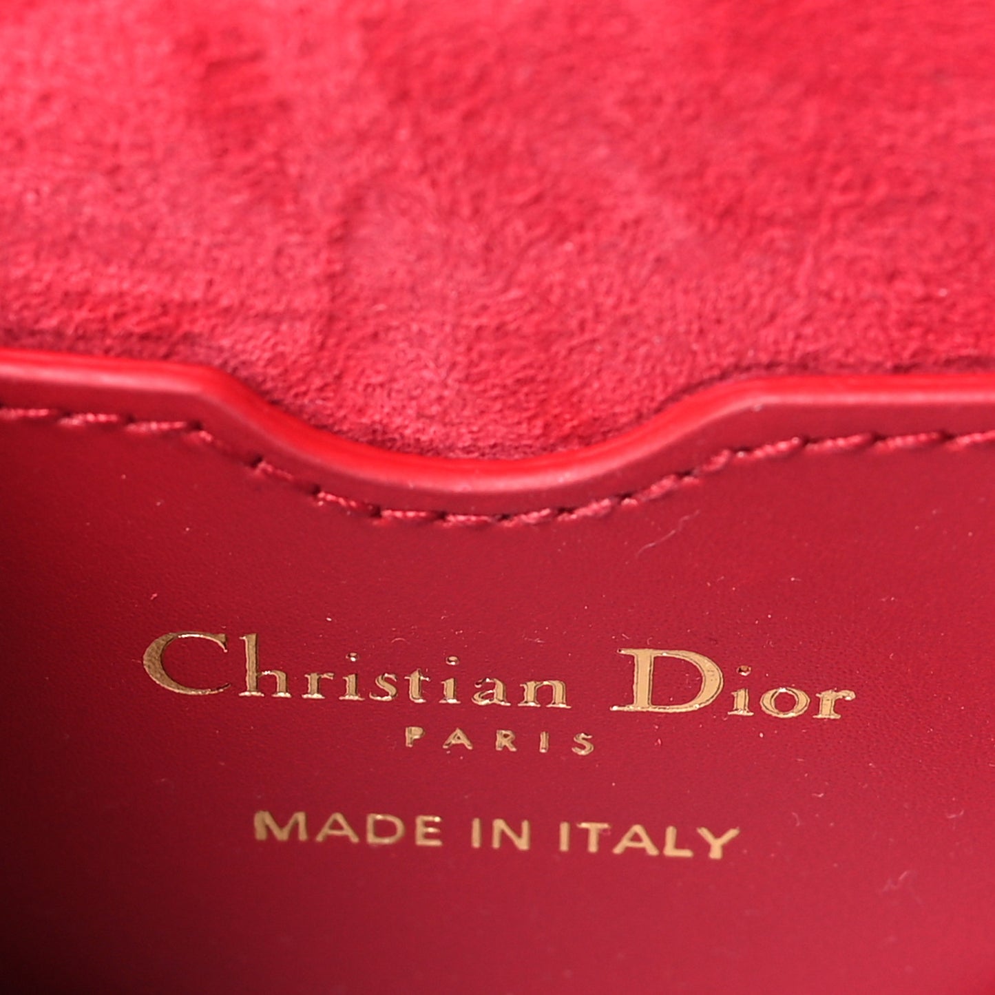 Box Calfskin Small Bobby Flap Red
