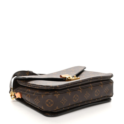 Louis Vuitton Monogram Pochette Metis 4 of 9