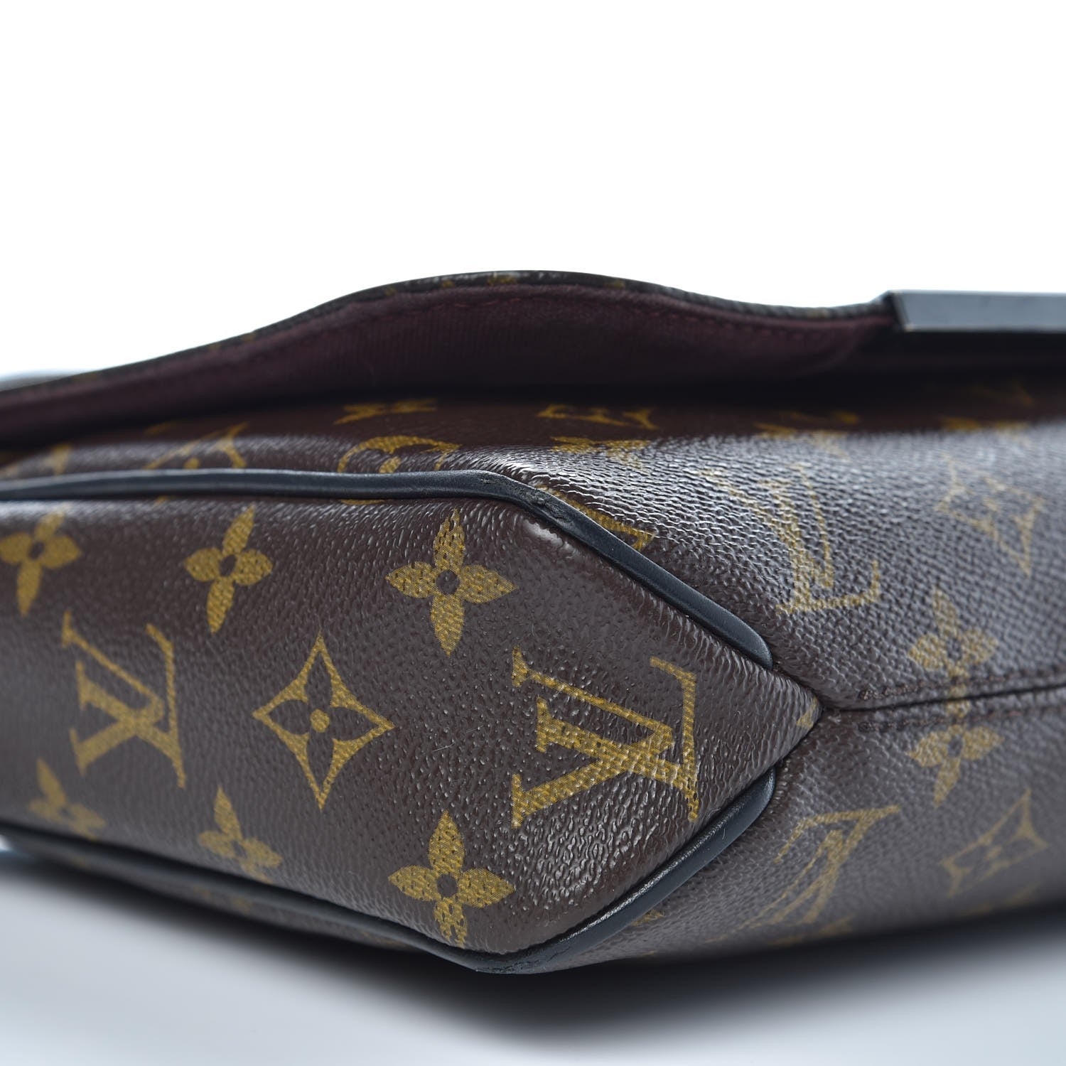 Louis Vuitton Monogram Macassar District PM 13 of 15