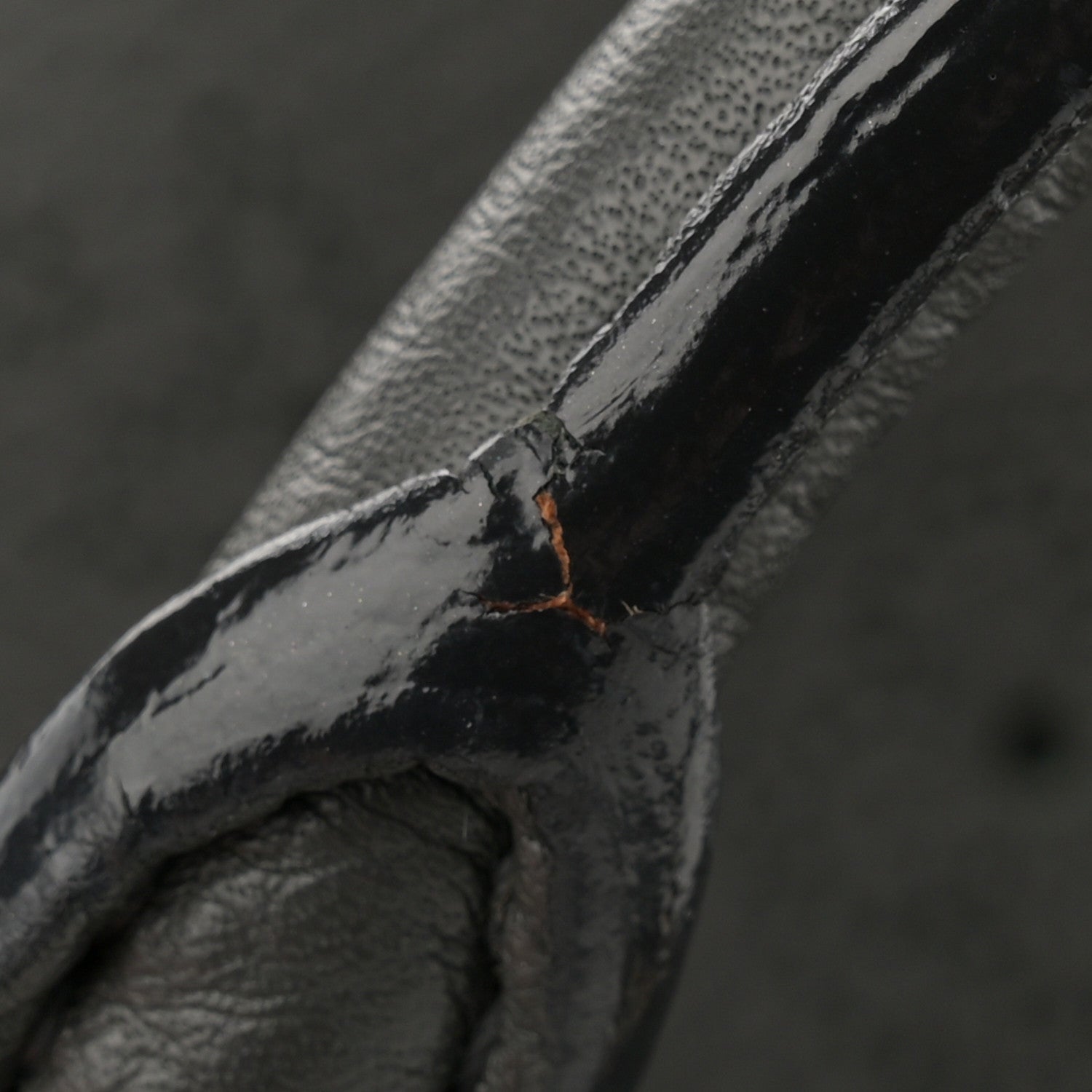 Louis Vuitton Mahina L Anthracite 11 of 11