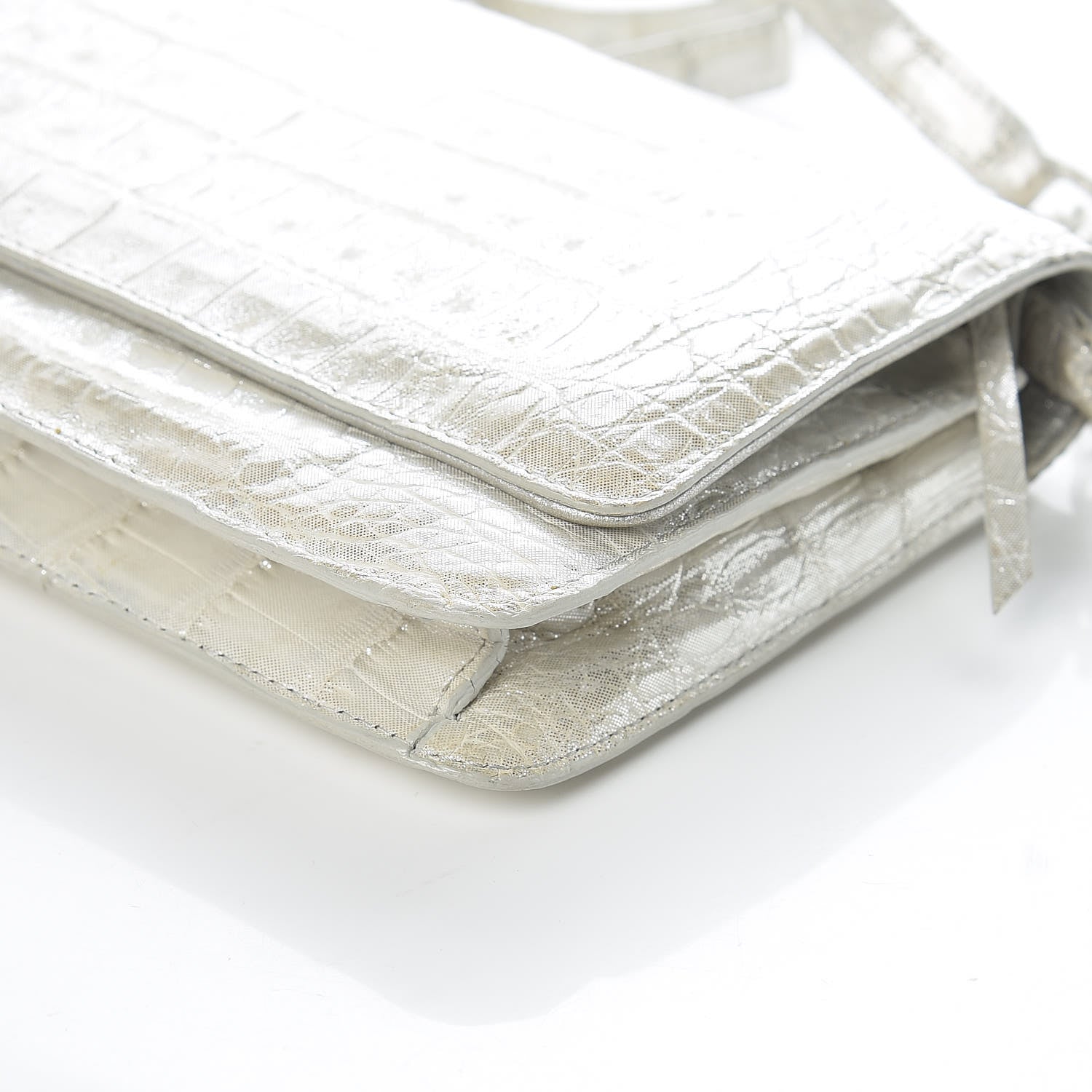 Nancy Gonzalez Crocodile Wallet On Chain White 6 of 9