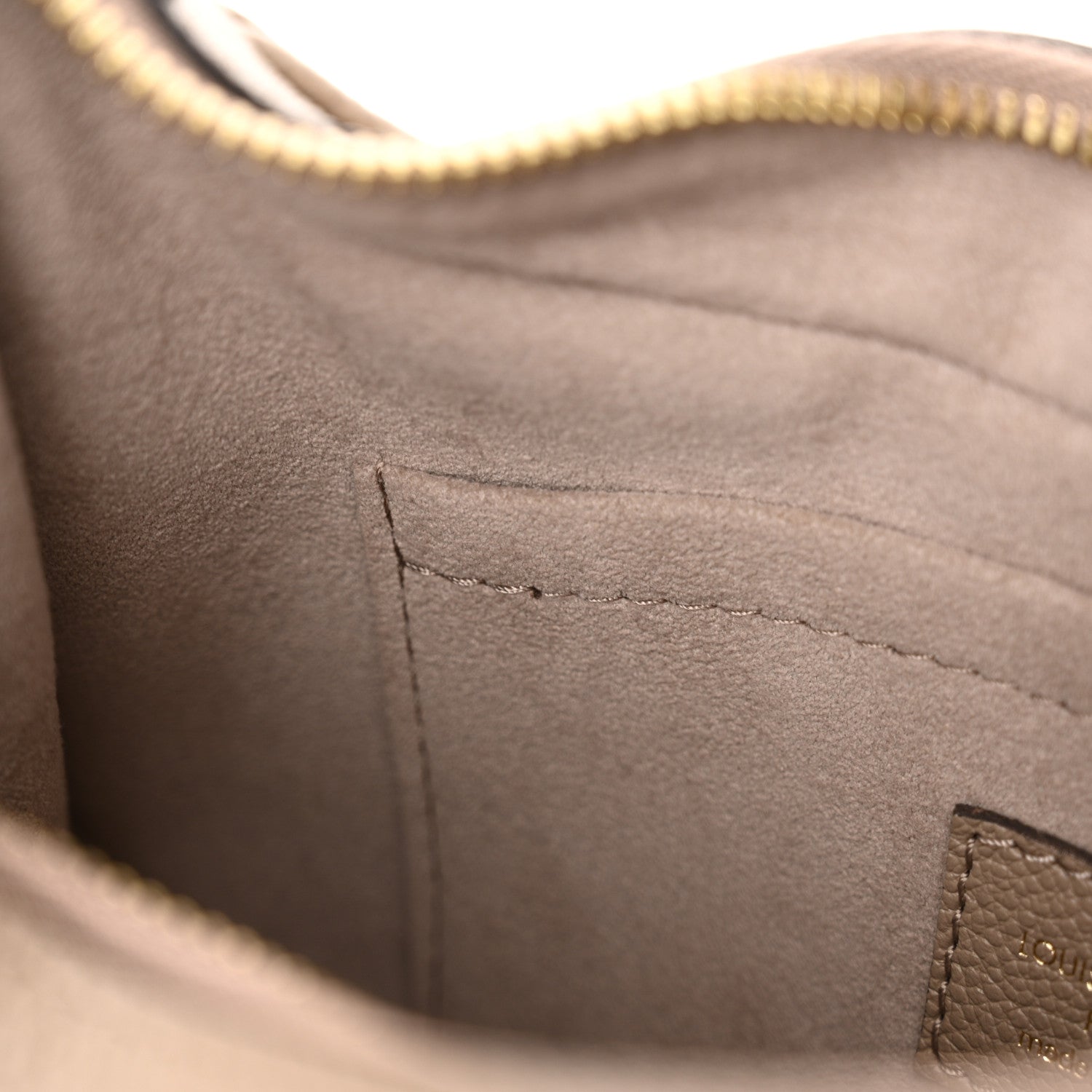 Louis Vuitton Empreinte Monogram Giant Bagatelle NM Tourterelle Creme 10 of 12