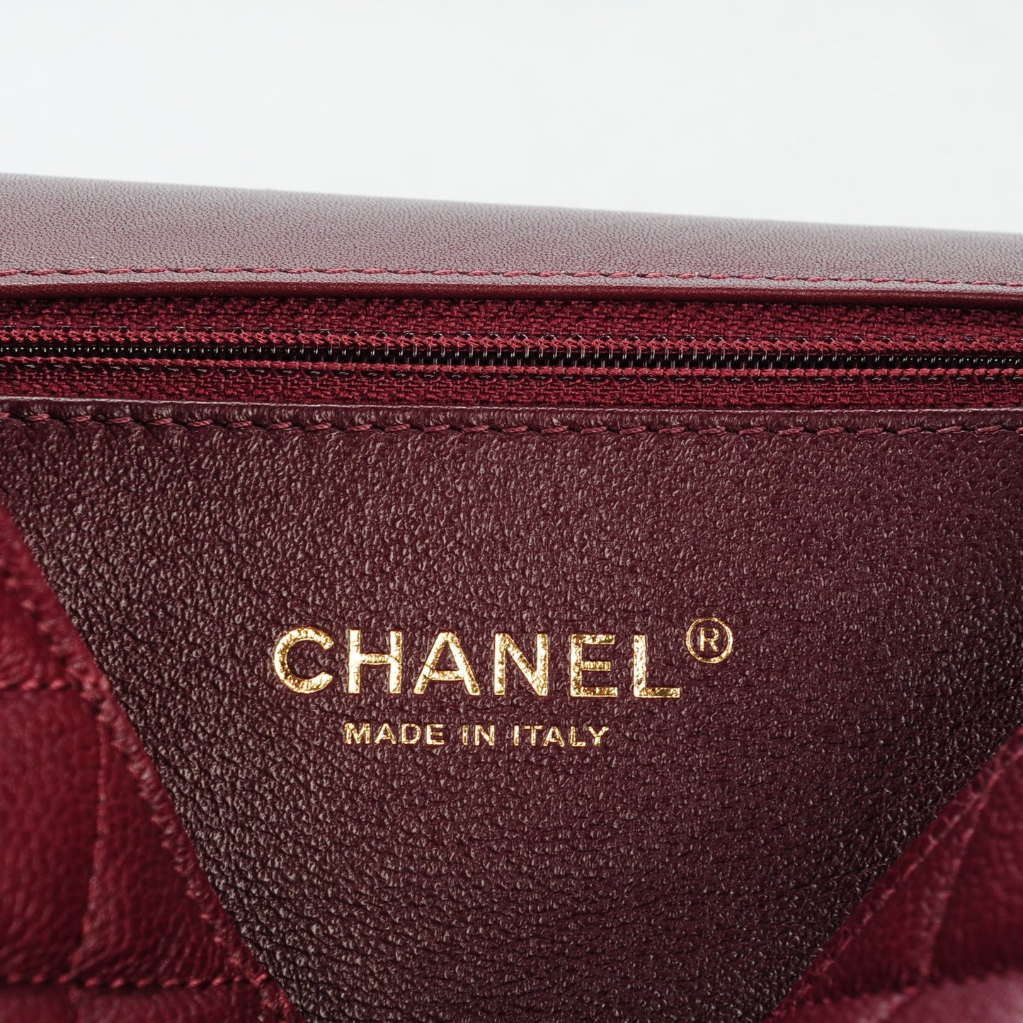 Caviar Quilted Medium CC Filigree Flap Burgundy