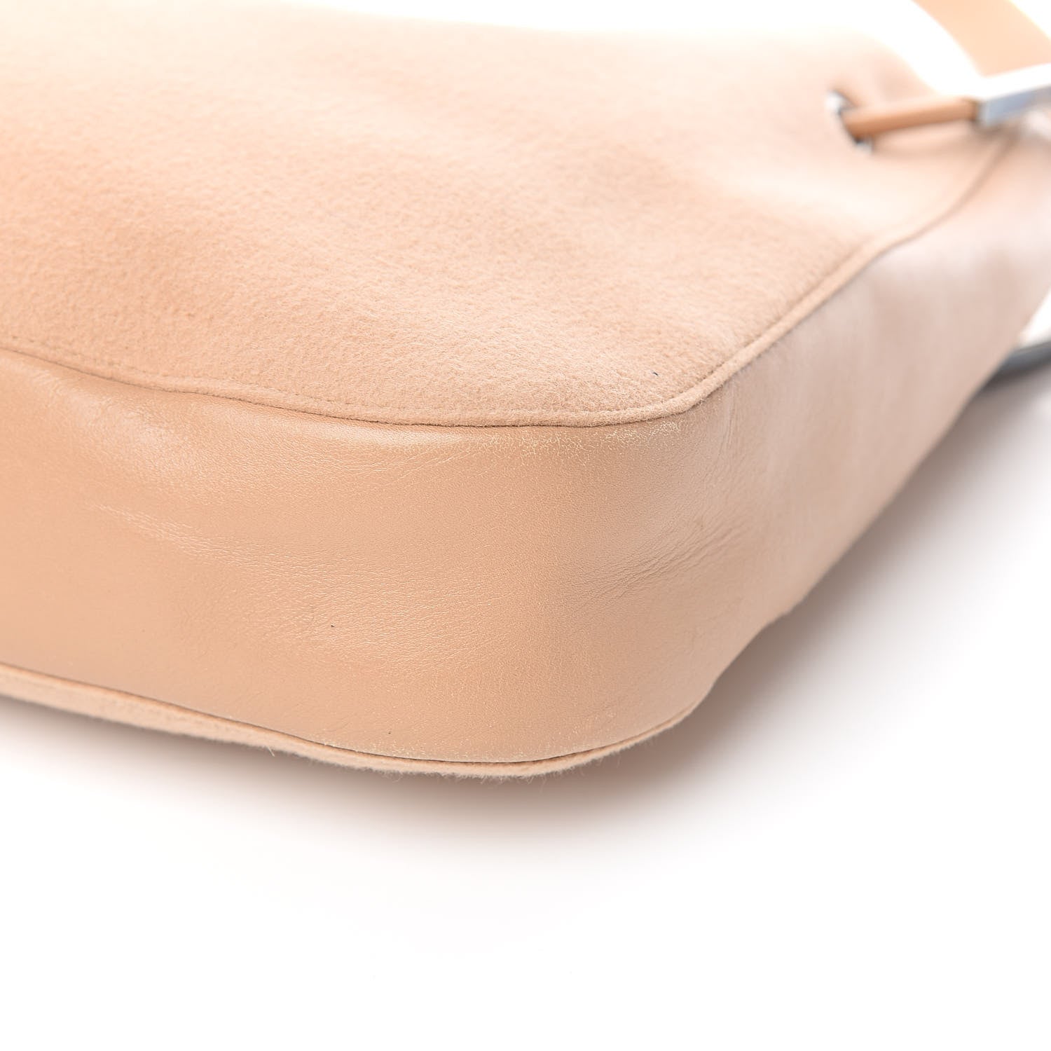 Gucci Felt Calfskin Drawstring Small Drawstring Shoulder Bag Beige 9 of 10