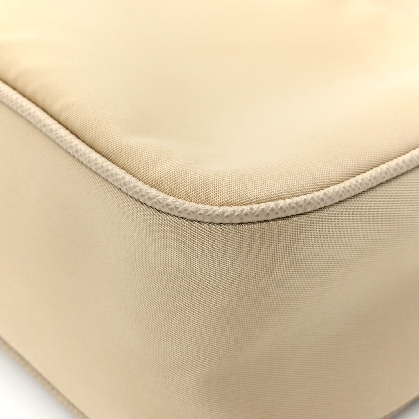 Nylon Re-Edition 2005 Shoulder Bag Cammeo